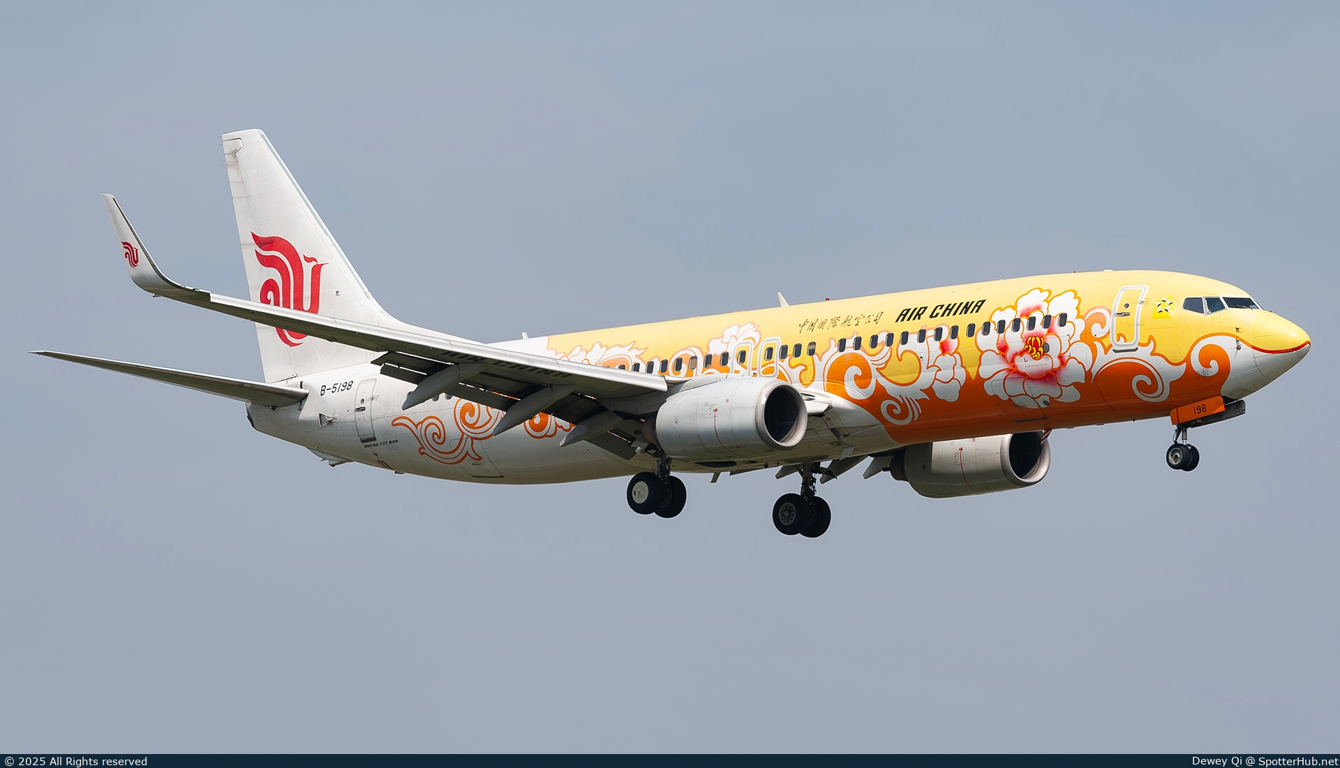 Photo of B-5198 - Boeing 737-89L operated by Air China