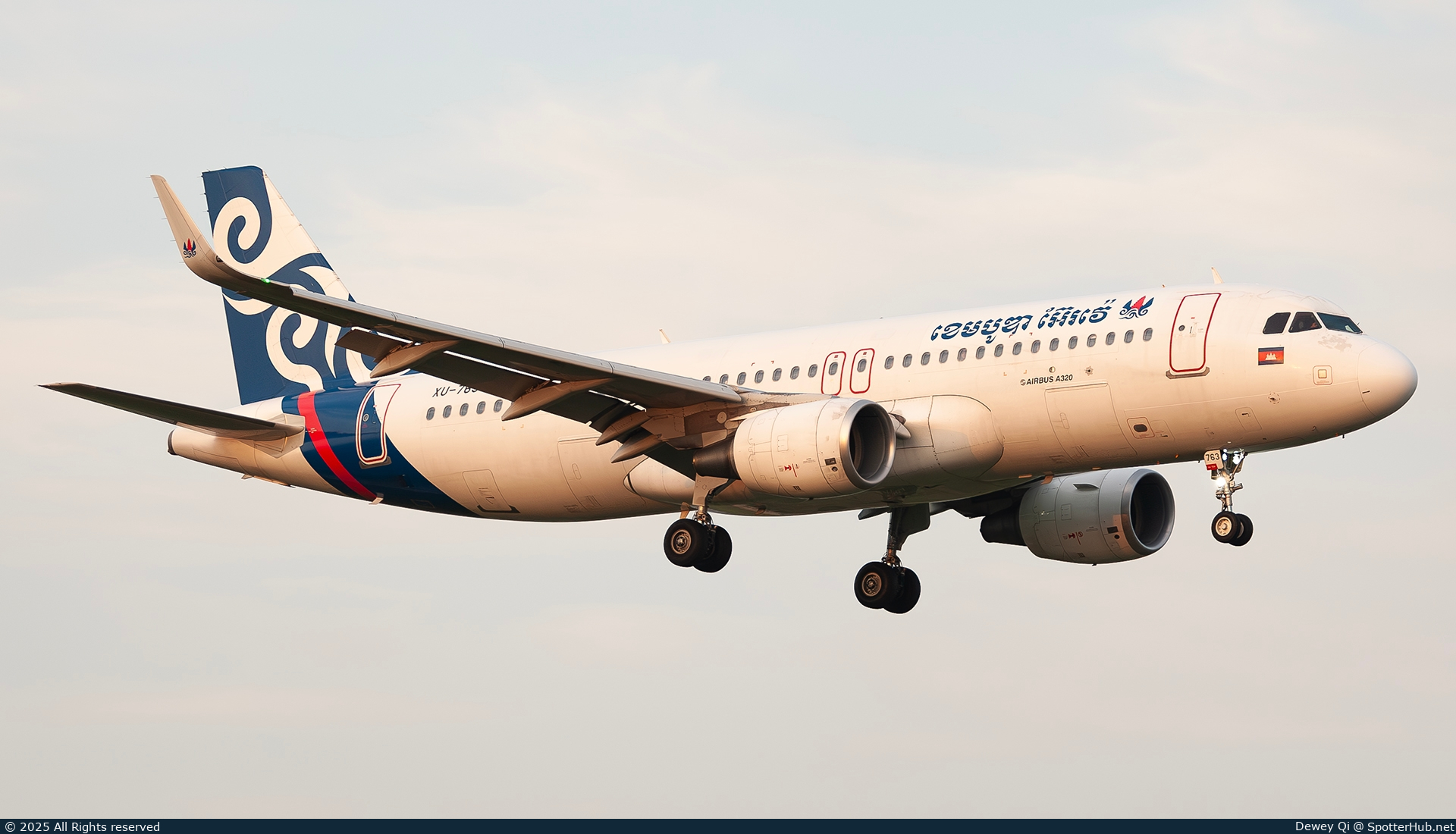 Photo of XU-763 - Airbus A320-214 operated by Cambodia Airways