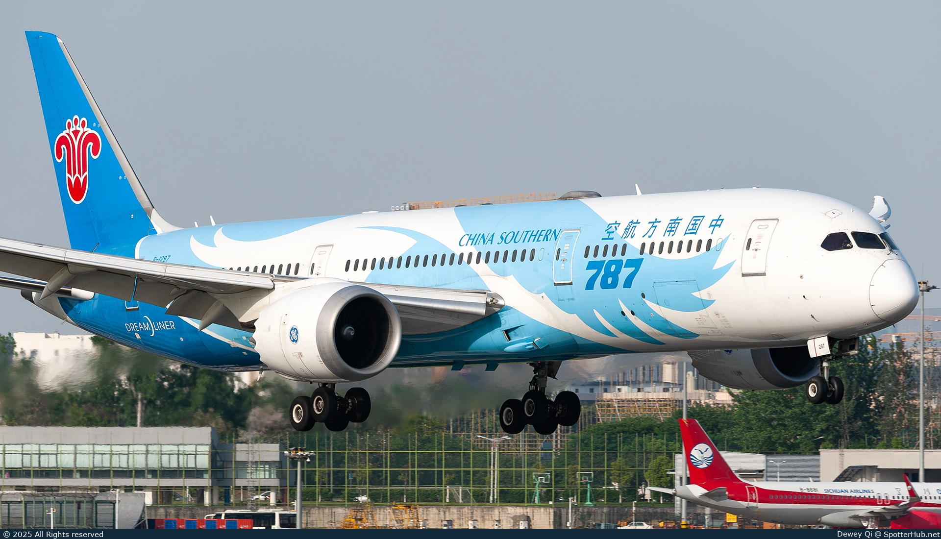 Photo of B-1297 - Boeing 787-9 Dreamliner operated by China Southern Airlines