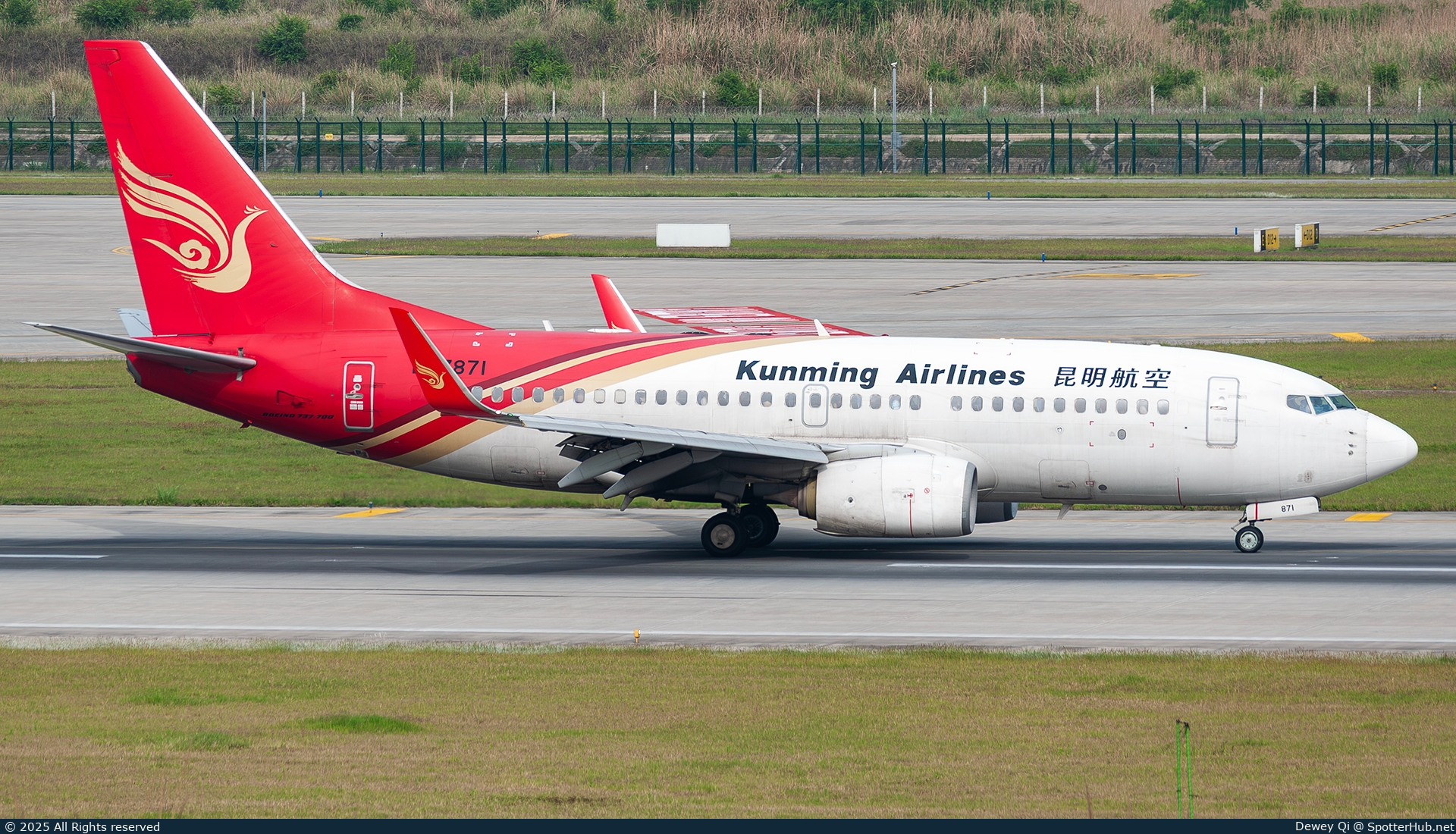 Photo of B-7871 - Boeing 737-7LY operated by Kunming Airlines
