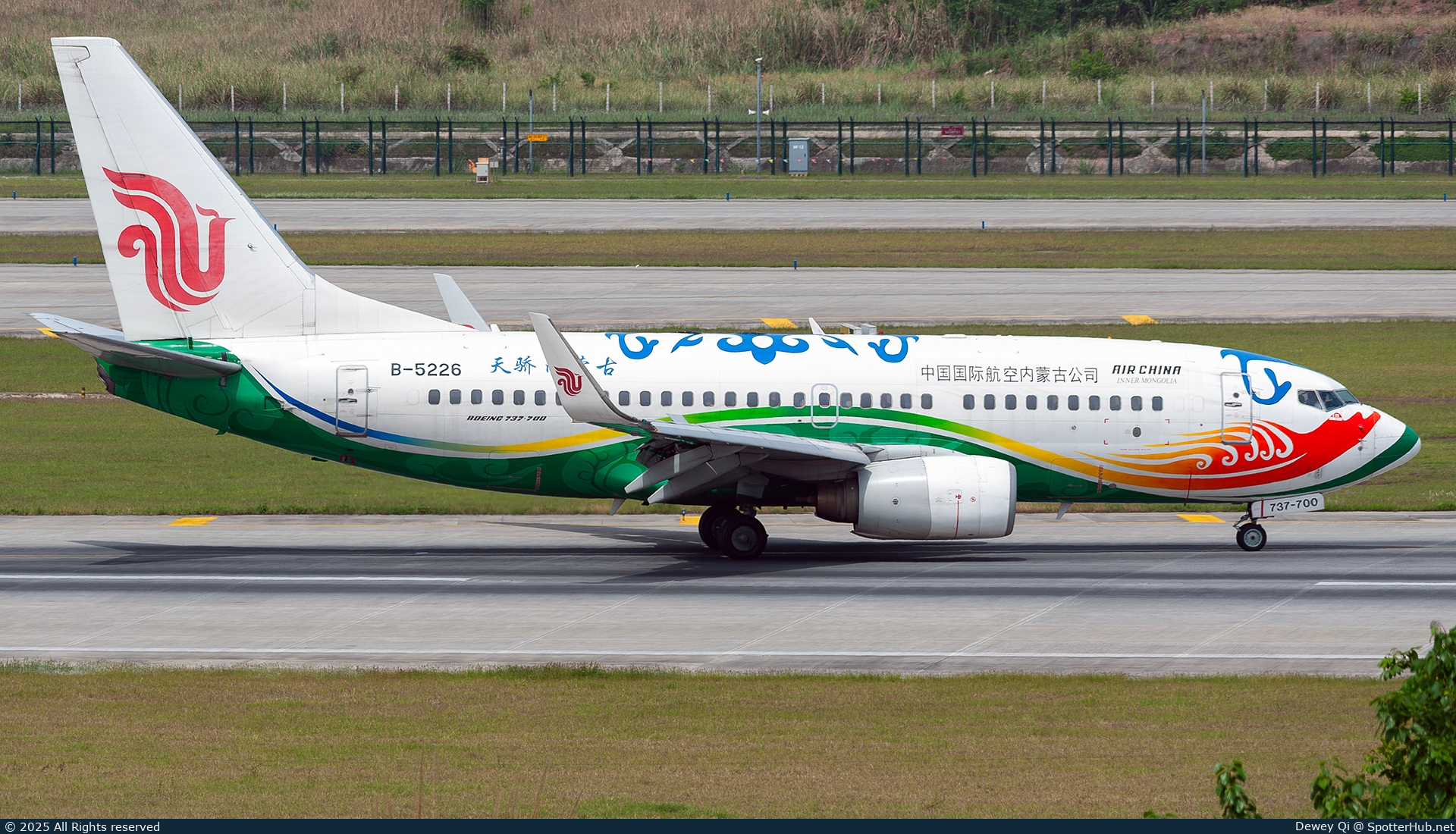 Photo of B-5226 - Boeing 737-79L operated by Air China Inner Mongolia