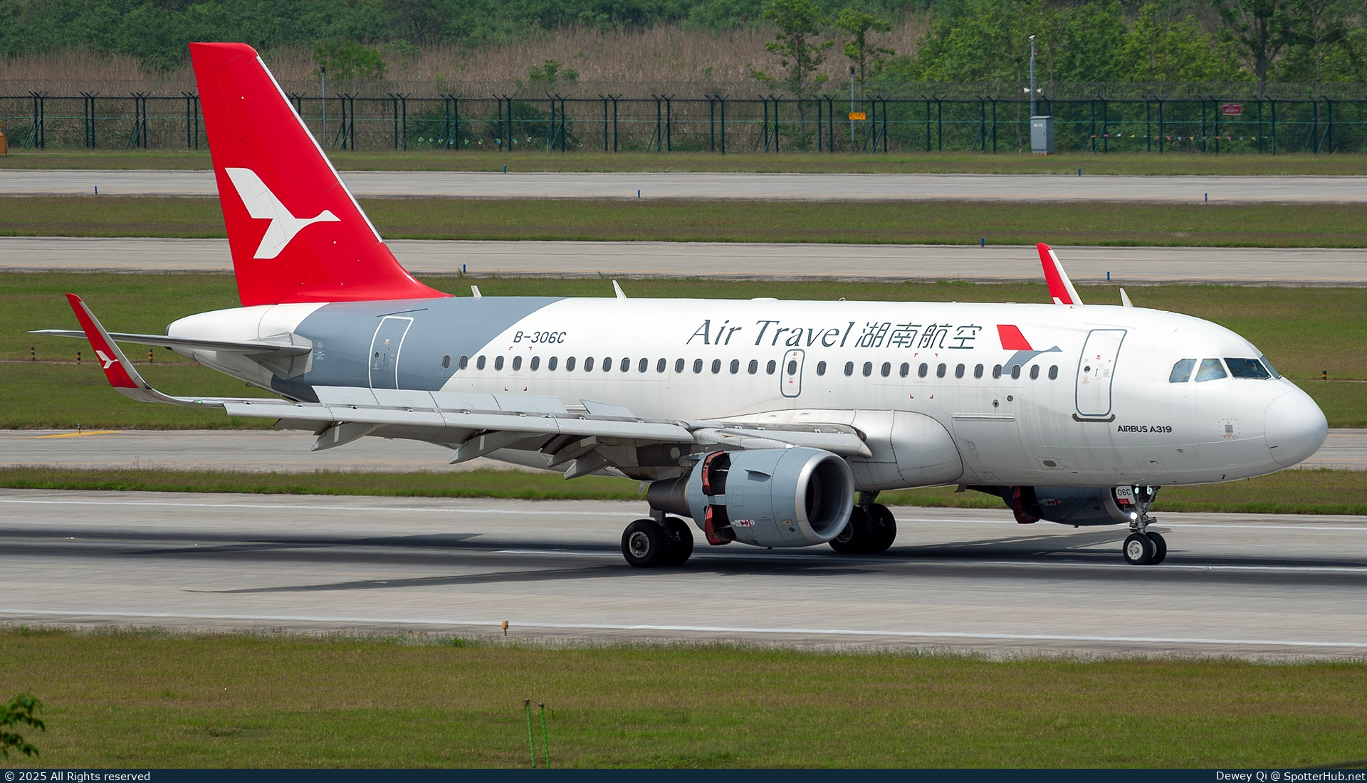 Photo of B-306C - Airbus A319-115 operated by Air Travel