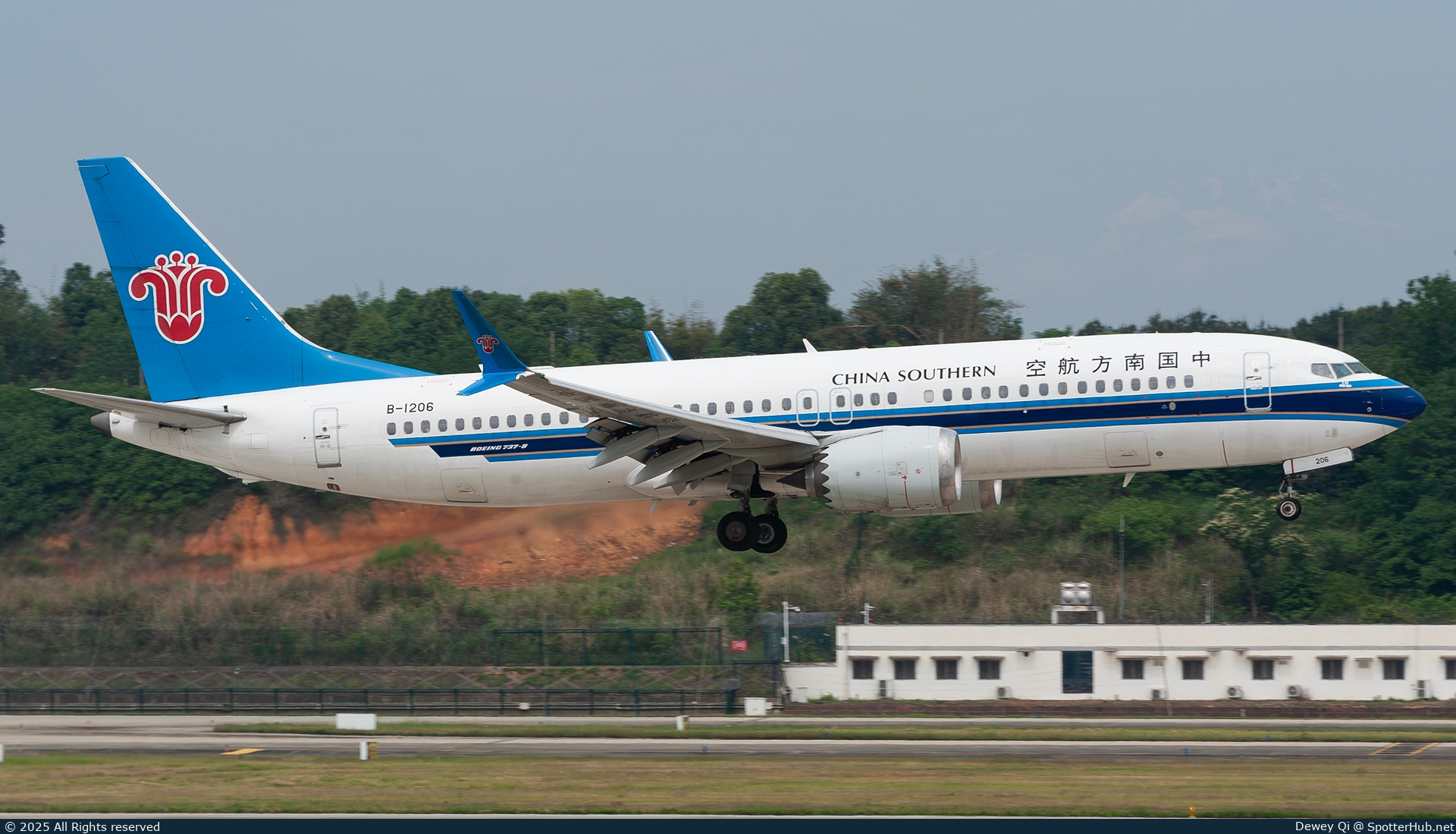 Photo of B-1206 - Boeing 737 MAX 8 operated by China Southern Airlines