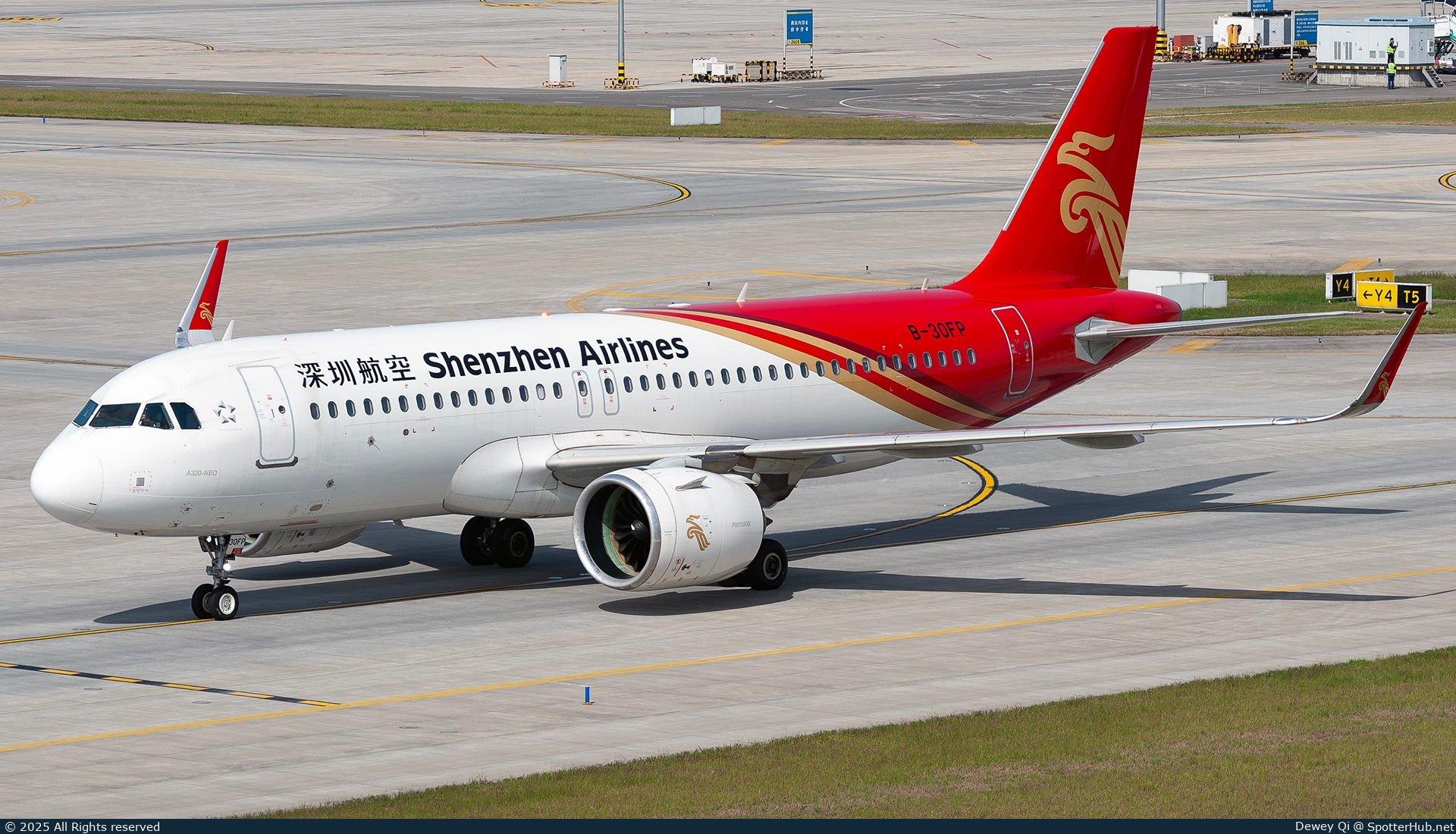 Photo of B-30FP - Airbus A320-271N operated by Shenzhen Airlines