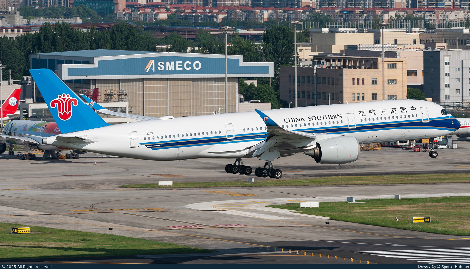 Photo of B-324S - Airbus A350-941 operated by China Southern Airlines
