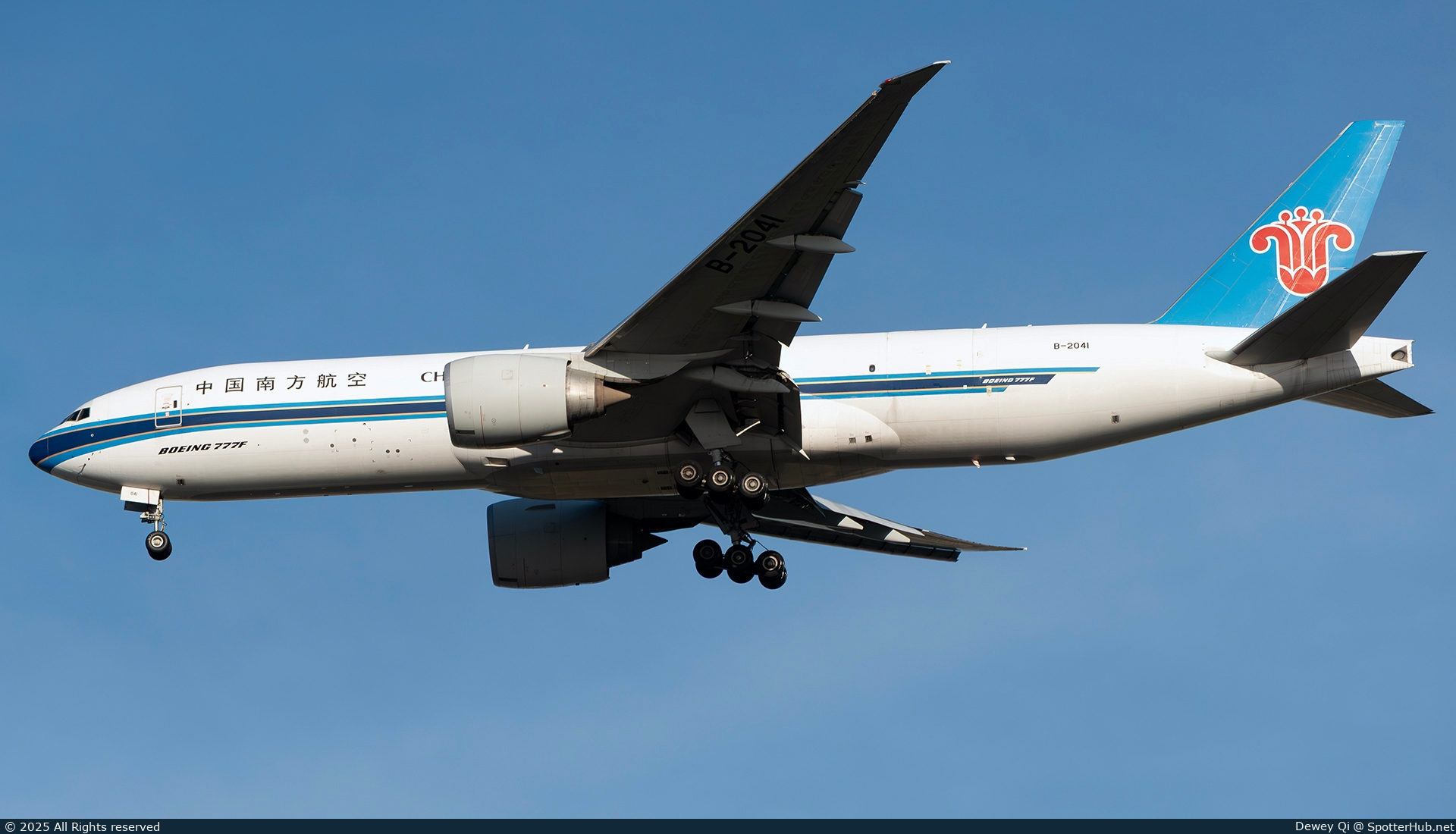 Photo of B-2041 - Boeing 777-F1B operated by China Southern Cargo