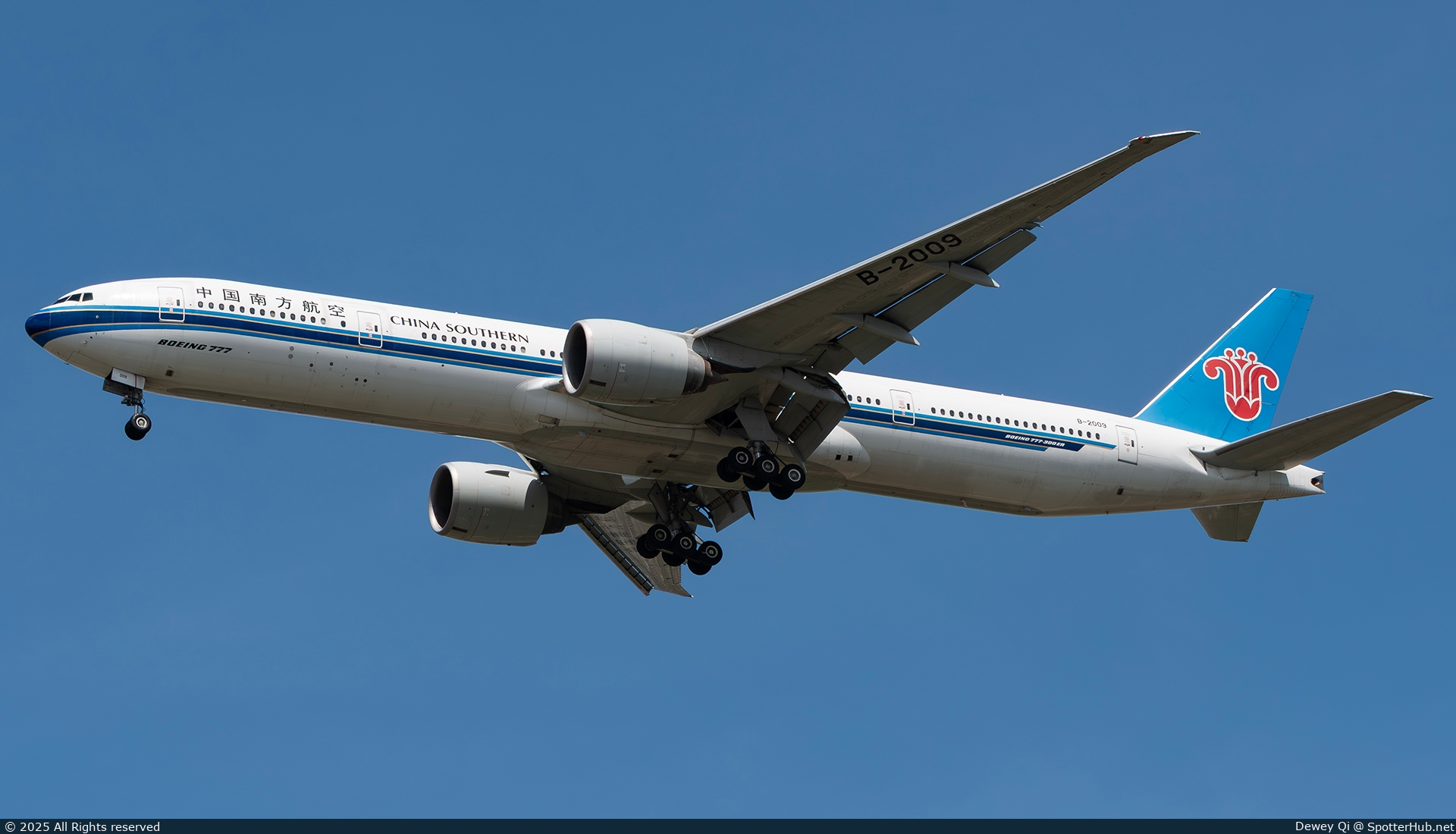 Photo of B-2009 - Boeing 777-31B(ER) operated by China Southern Airlines