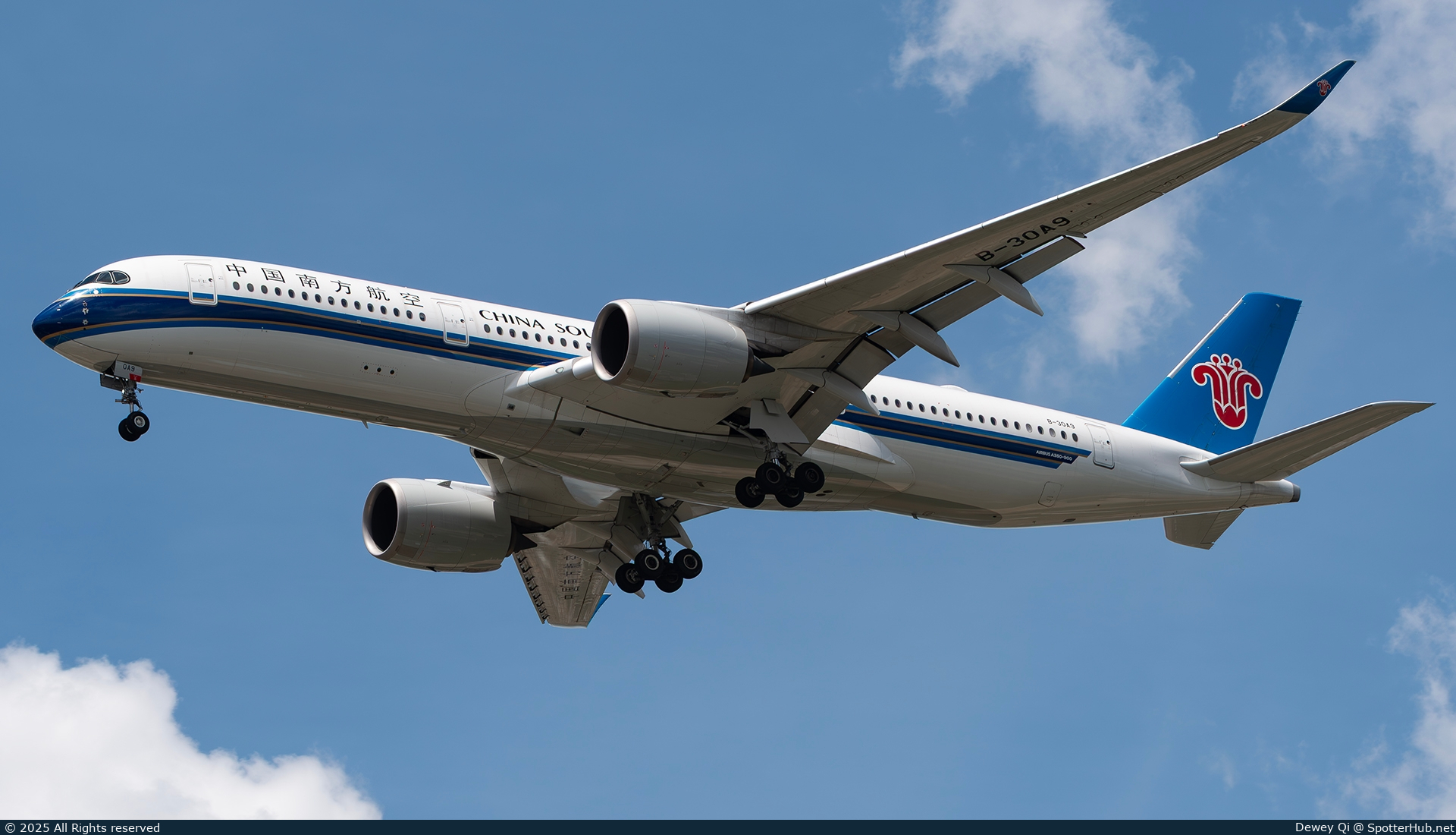 Photo of B-30A9 - Airbus A350-941 operated by China Southern Airlines