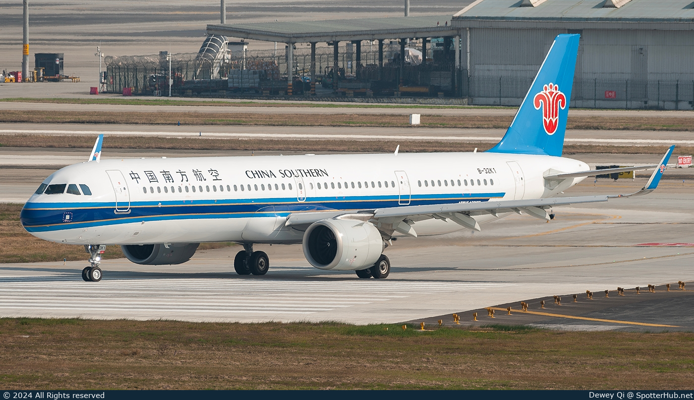Photo of B-32K1 - Airbus A321-251NX operated by China Southern Airlines