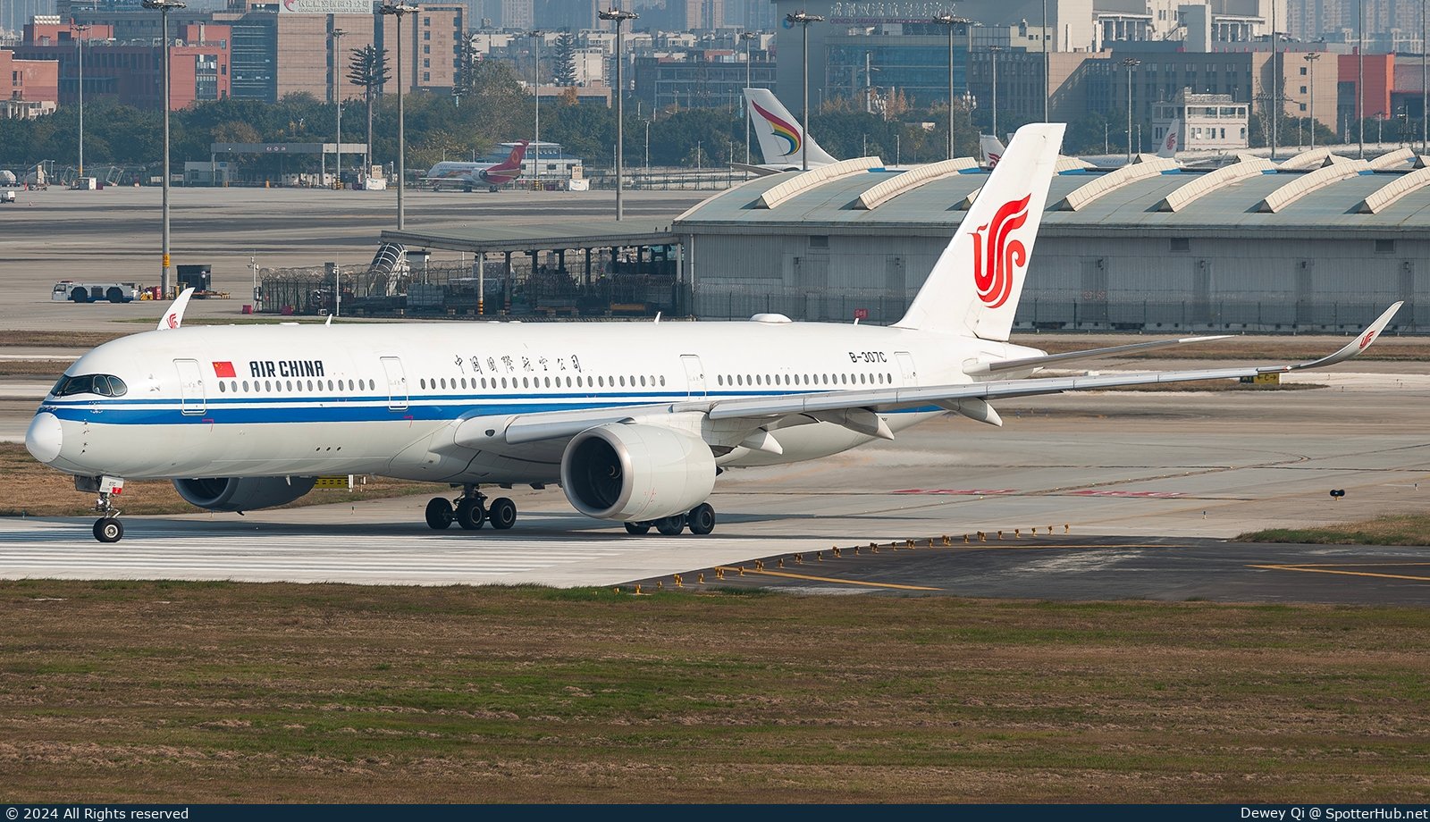 Photo of B-307C - Airbus A350-941 operated by Air China