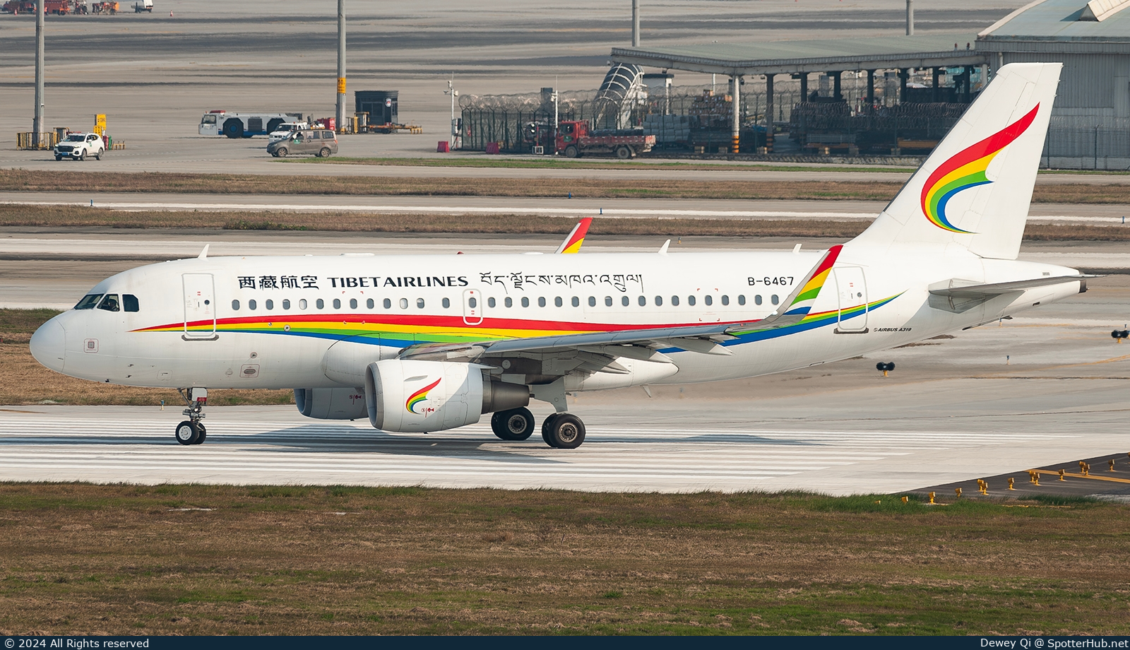 Photo of B-6467 - Airbus A319-115 operated by Tibet Airlines