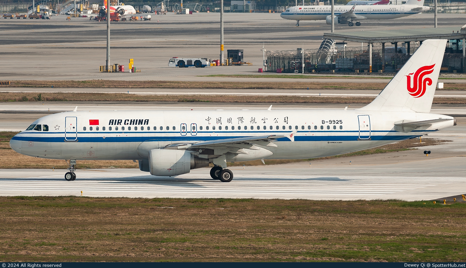 Photo of B-9925 - Airbus A320-214 operated by Air China