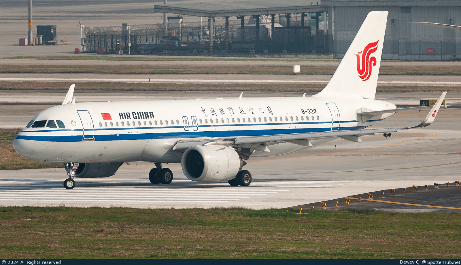 Photo of B-321K - Airbus A320-251N operated by Air China