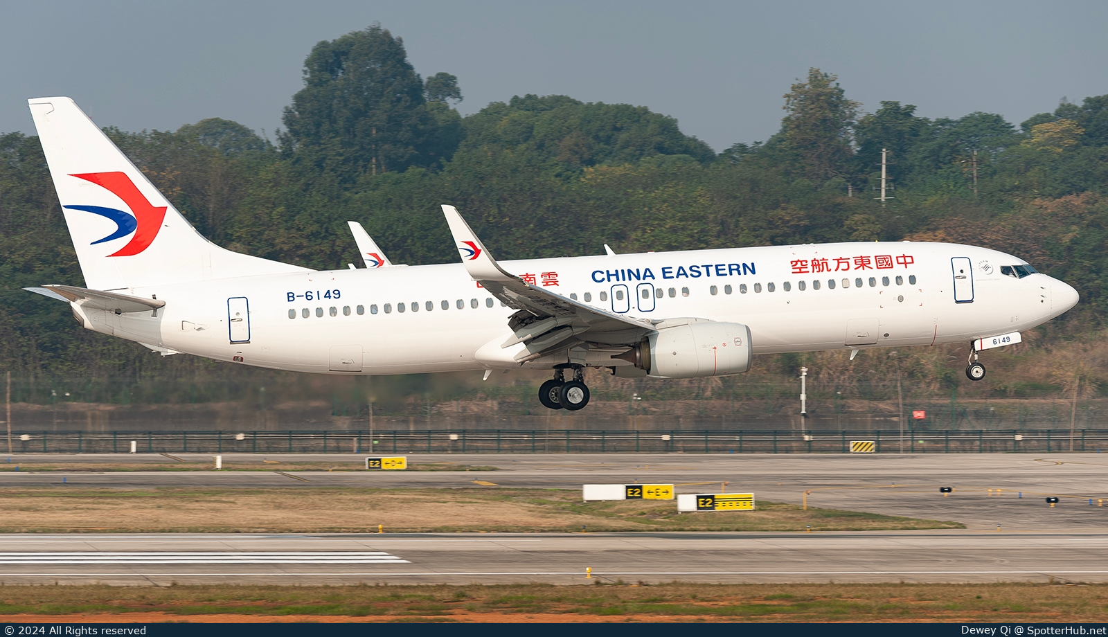 Photo of B-6149 - Boeing 737-89P operated by China Eastern Airlines