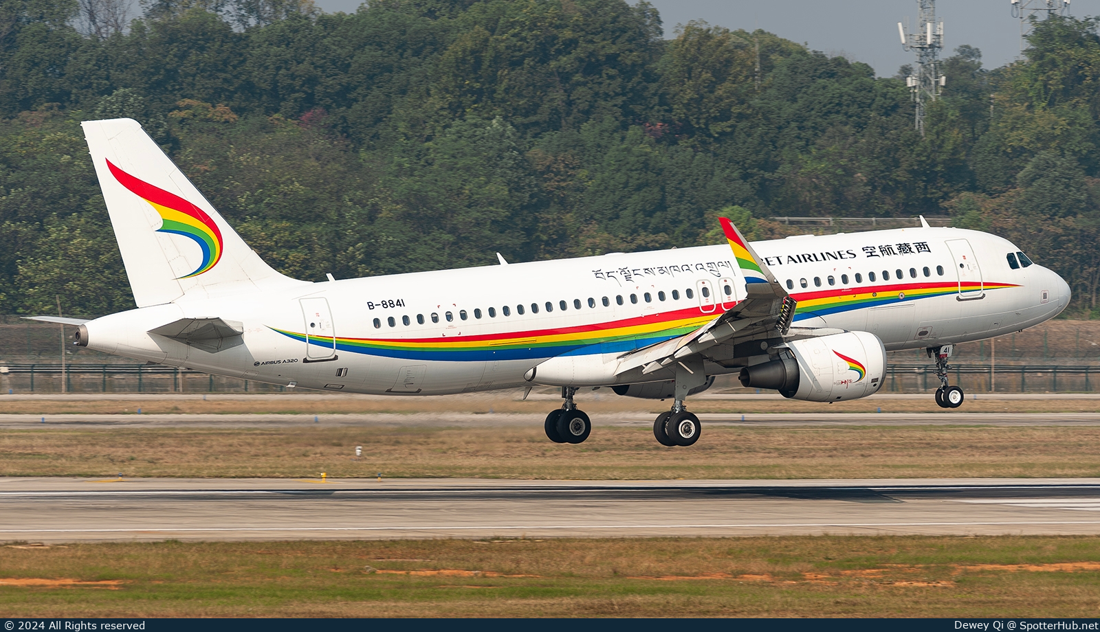 Photo of B-8841 - Airbus A320-214 operated by Tibet Airlines