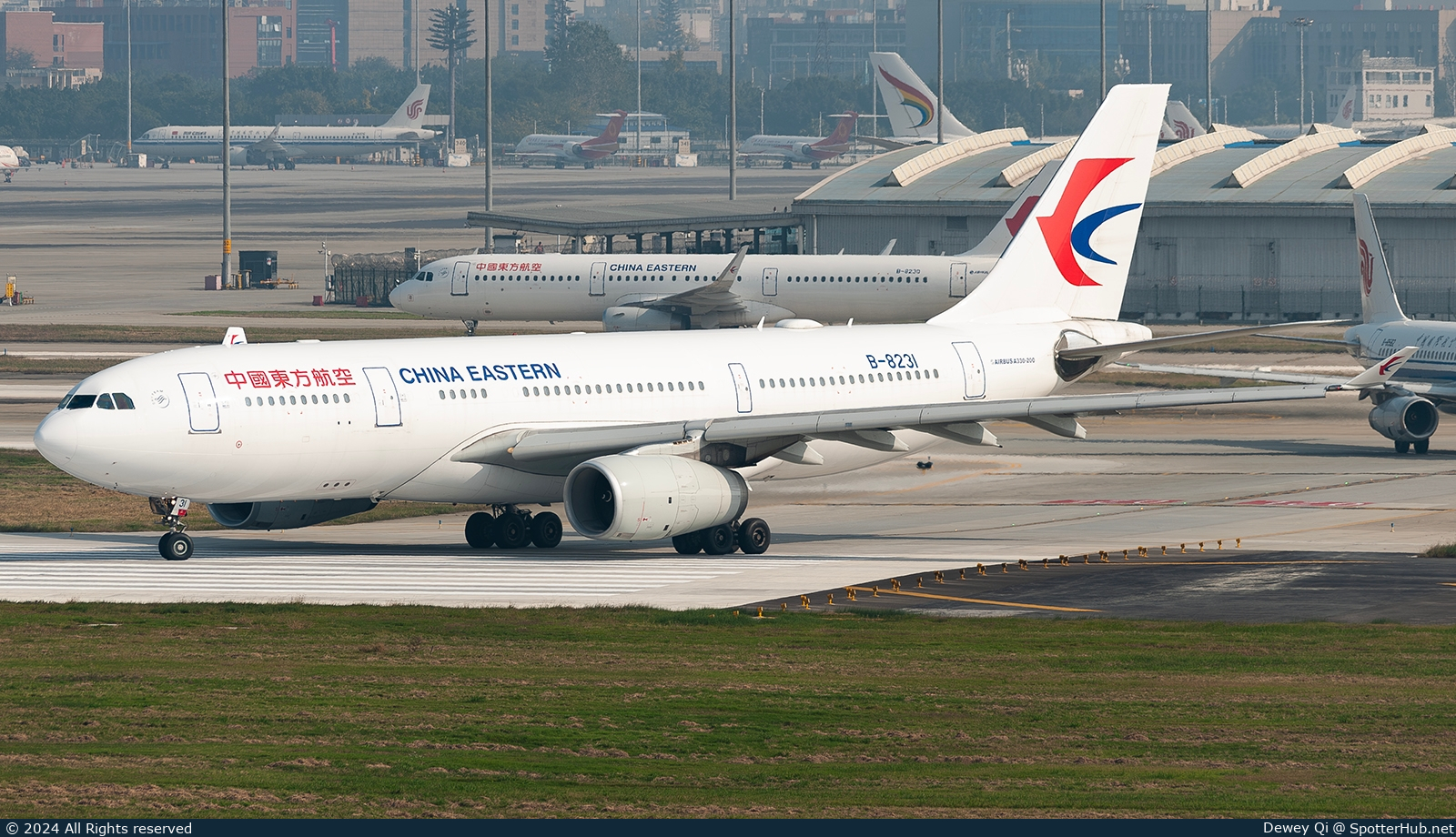 Photo of B-8231 - Airbus A330-243 operated by China Eastern Airlines