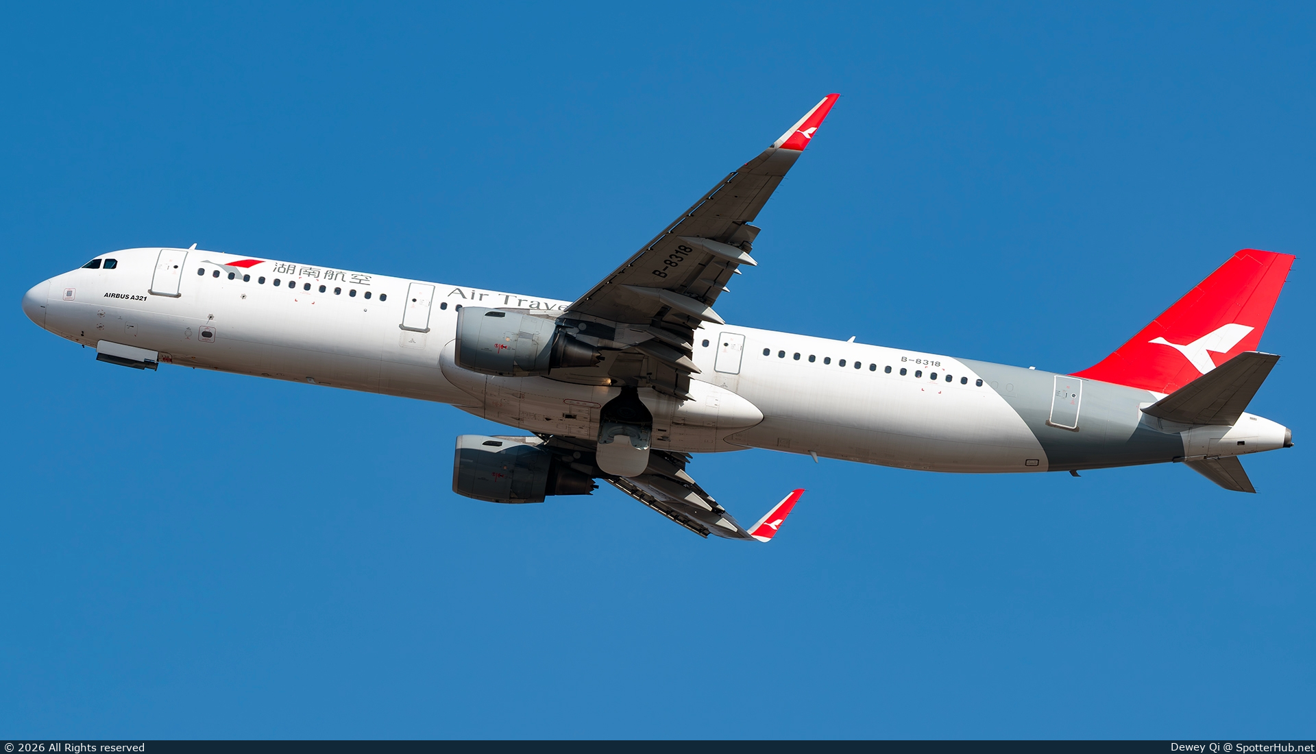 Photo of B-8318 - Airbus A321-211 operated by Air Travel