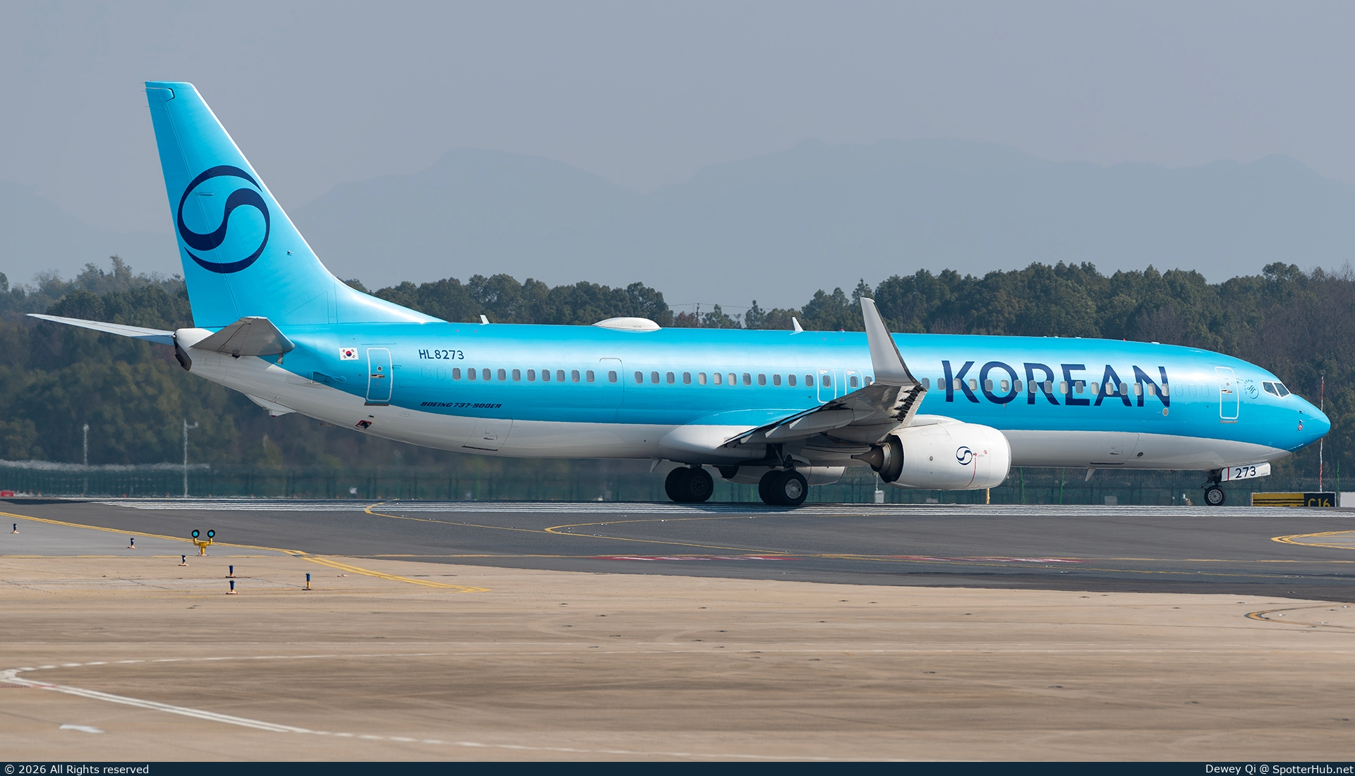 Photo of HL8273 - Boeing 737-9B5(ER) operated by Korean Air
