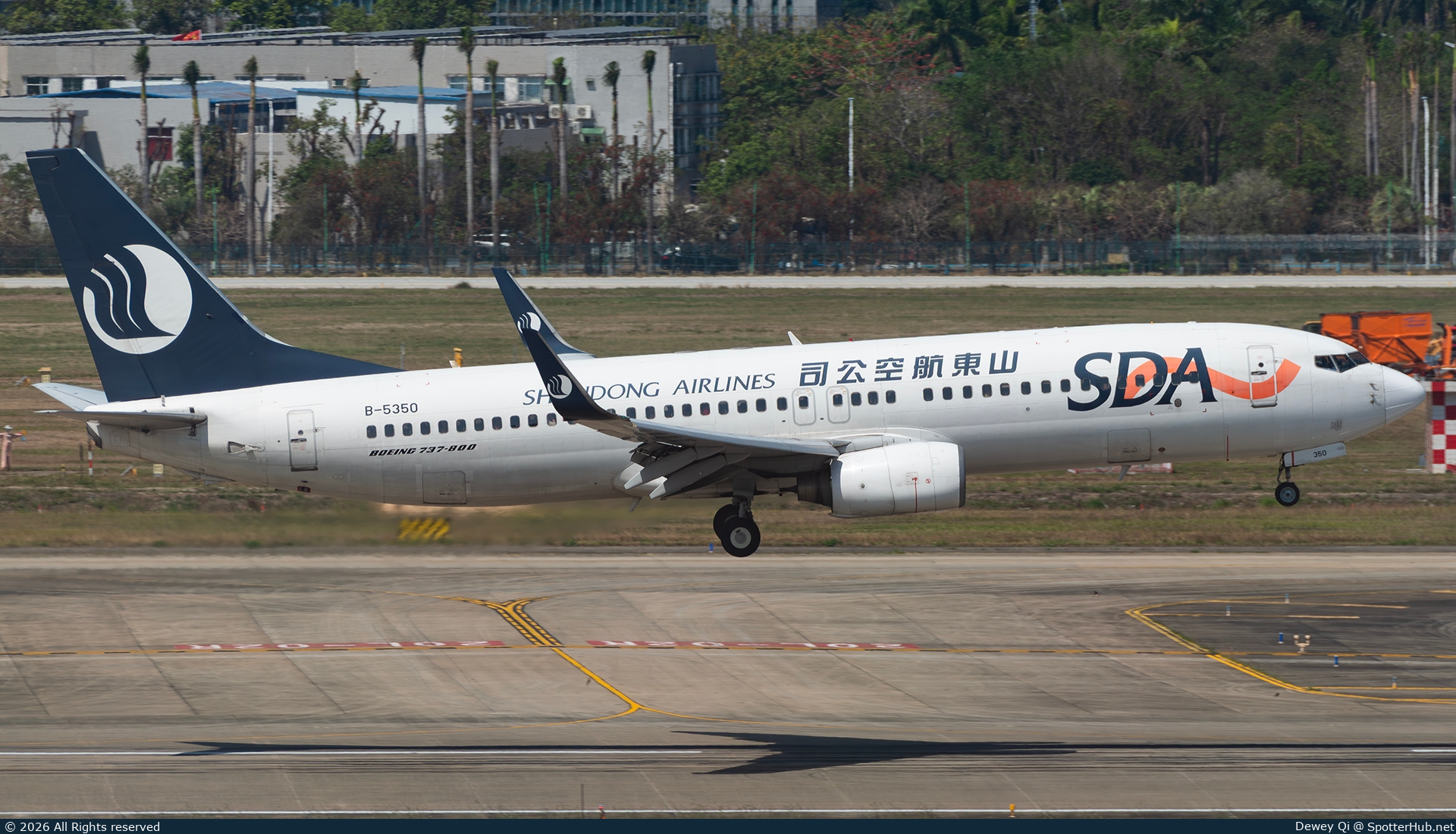 Photo of B-5350 - Boeing 737-85N operated by Shandong Airlines