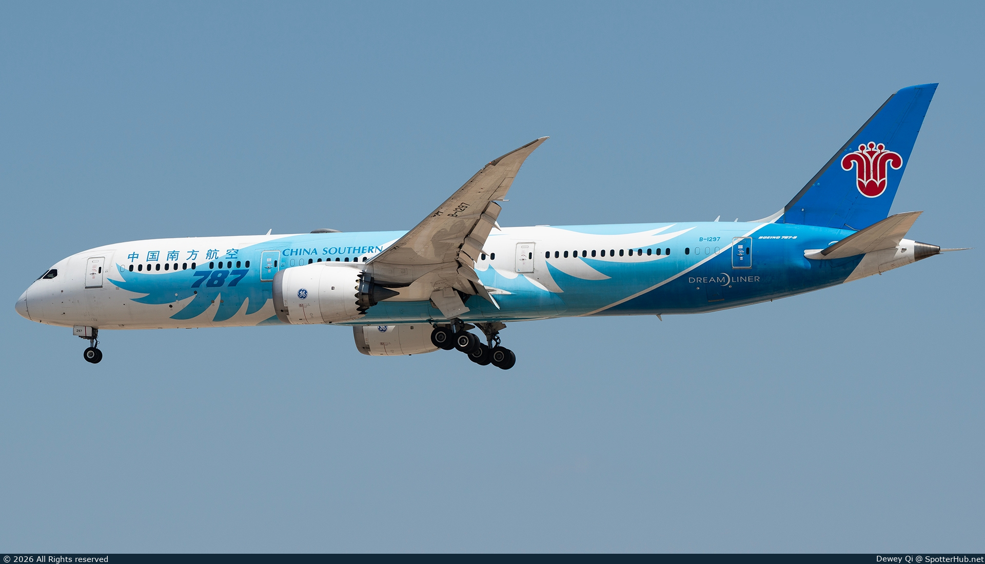 Photo of B-1297 - Boeing 787-9 Dreamliner operated by China Southern Airlines