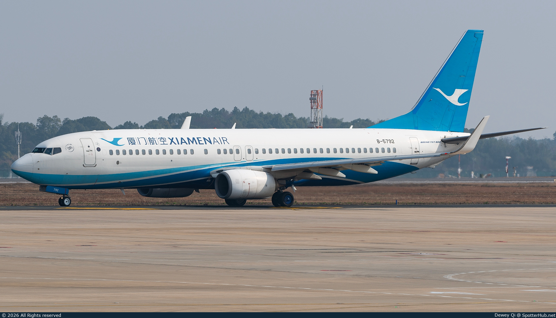 Photo of B-5792 - Boeing 737-85C operated by Xiamen Airlines
