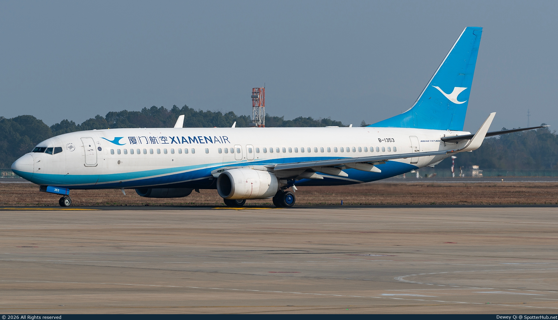 Photo of B-1353 - Boeing 737-85C operated by Xiamen Airlines