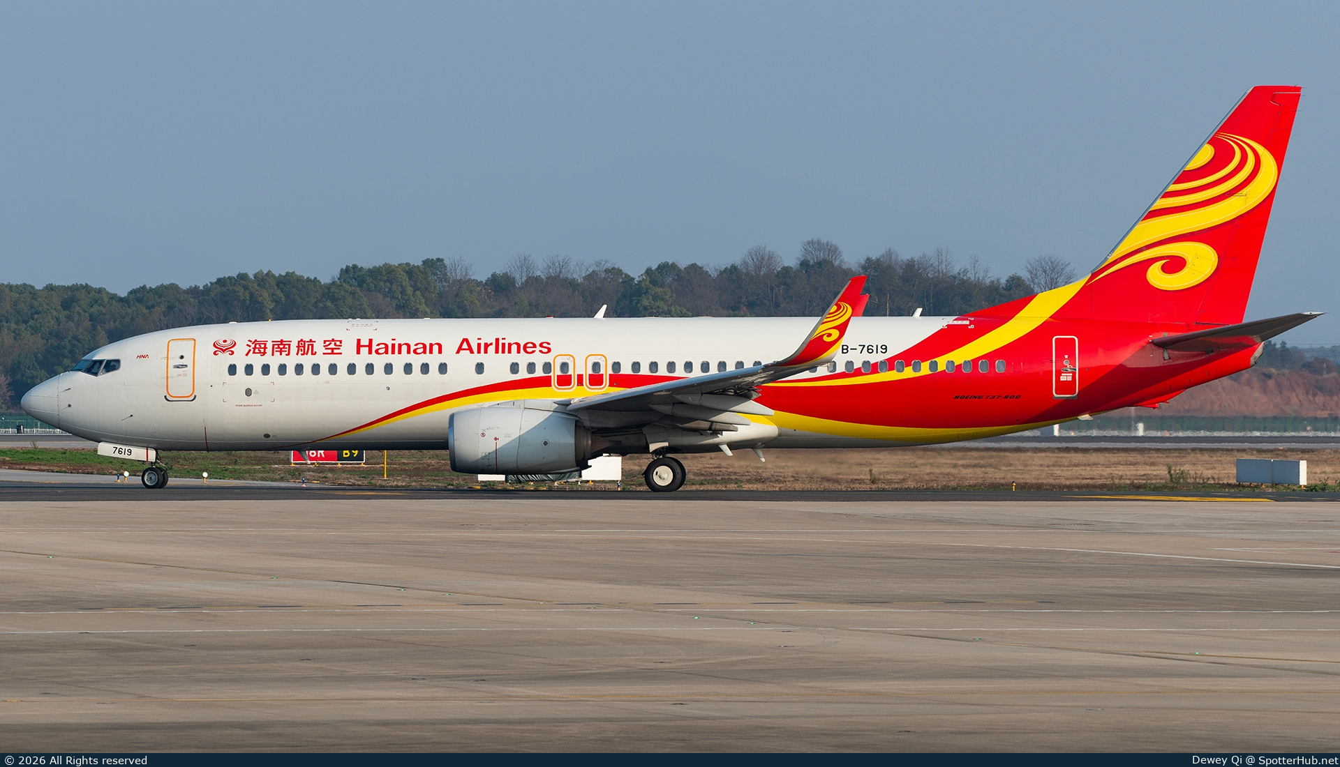 Photo of B-7619 - Boeing 737-86N operated by Hainan Airlines
