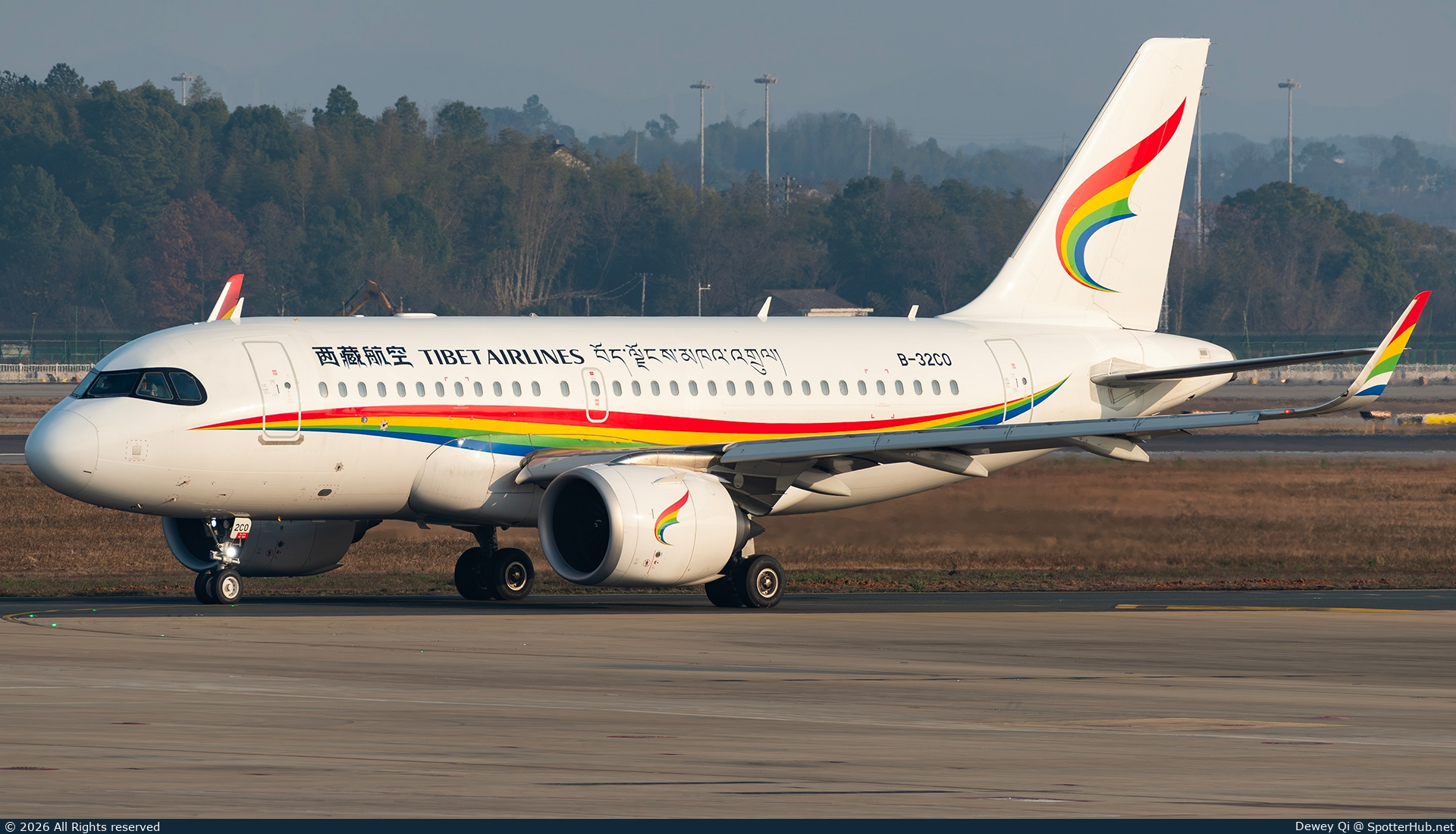 Photo of B-32C0 - Airbus A319-153N operated by Tibet Airlines