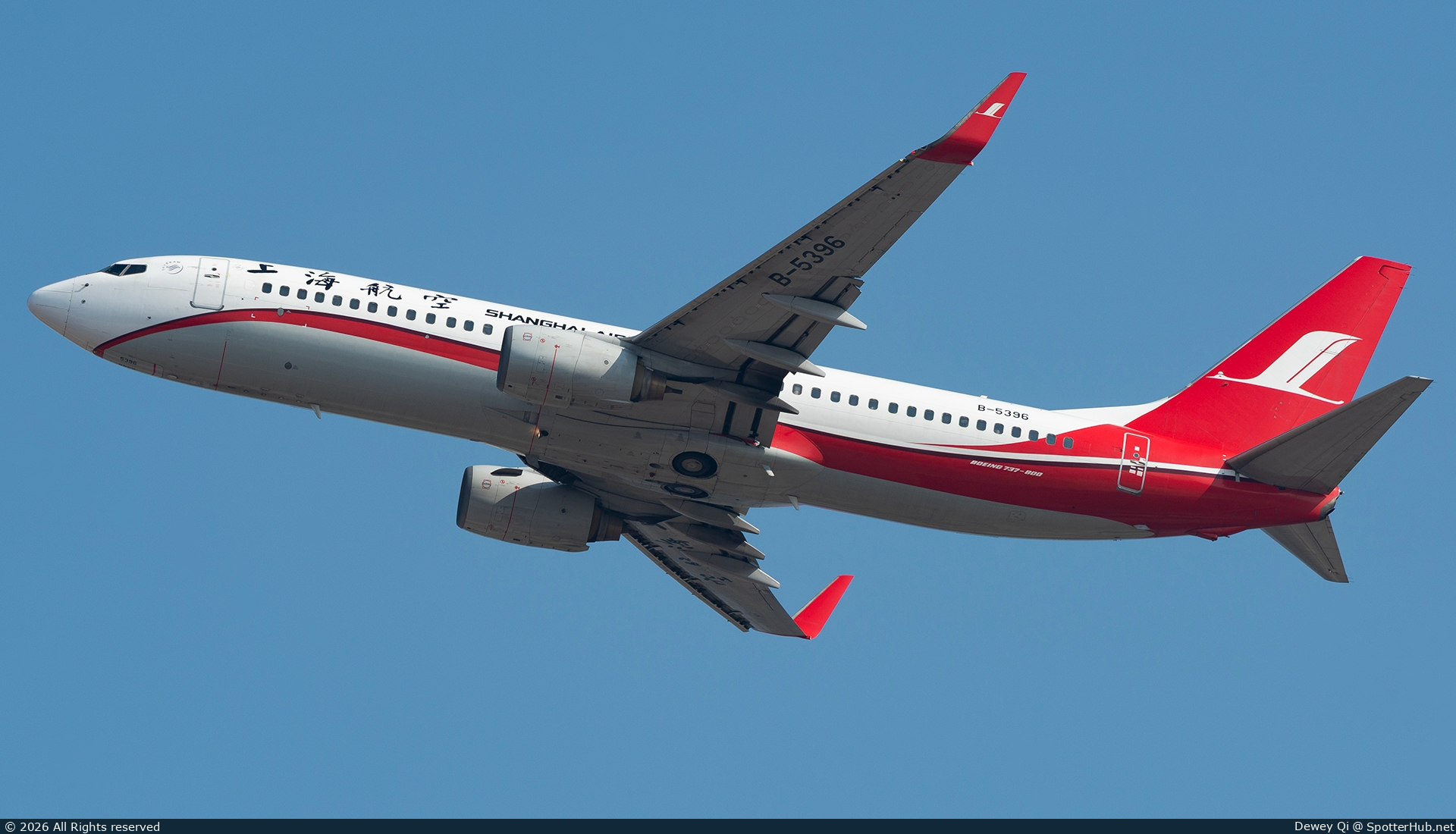 Photo of B-5396 - Boeing 737-86D operated by Shanghai Airlines