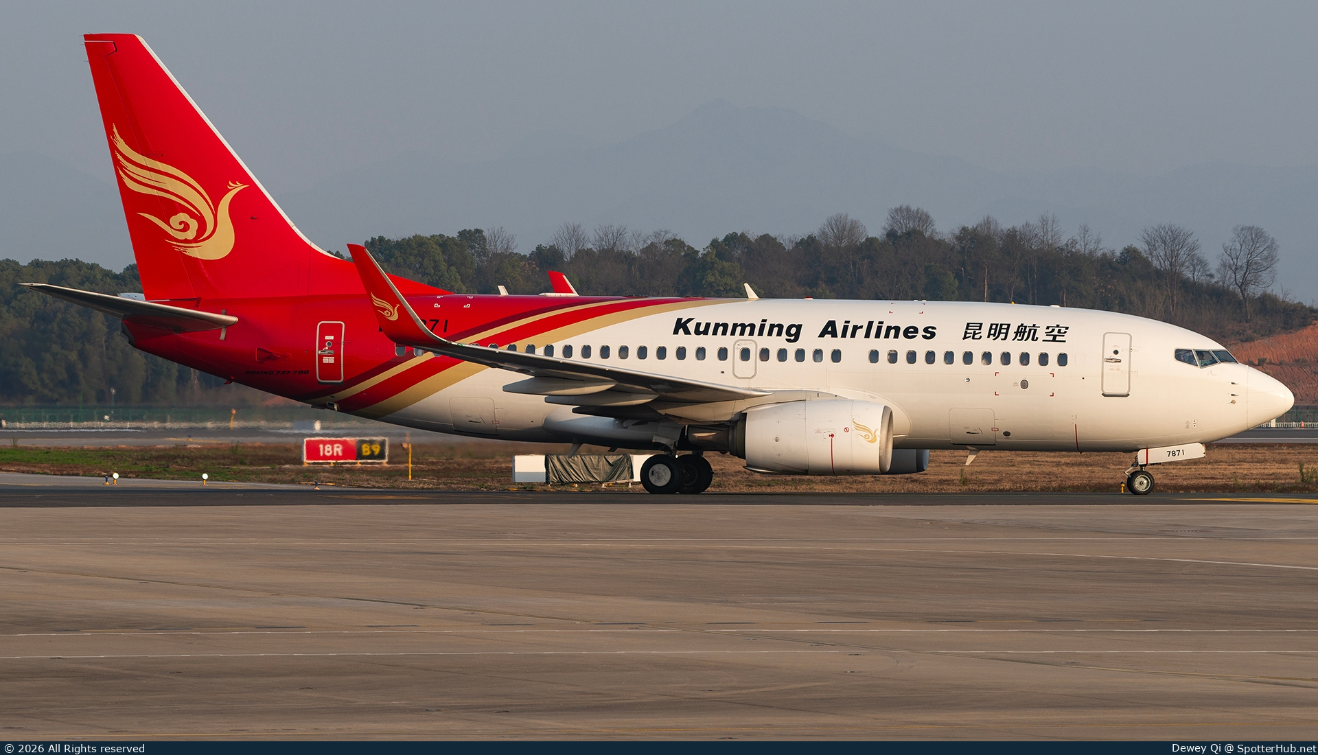 Photo of B-7871 - Boeing 737-7LY operated by Kunming Airlines