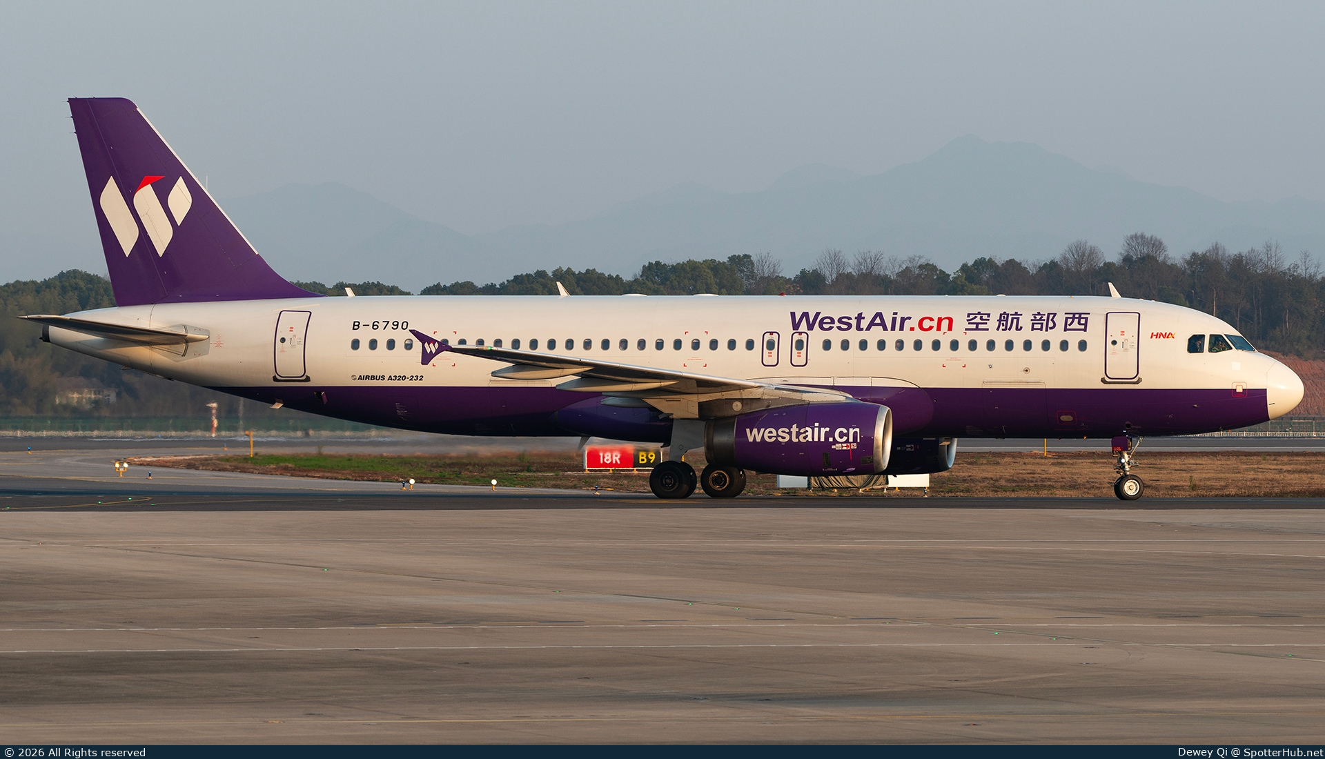 Photo of B-6790 - Airbus A320-232 operated by West Air