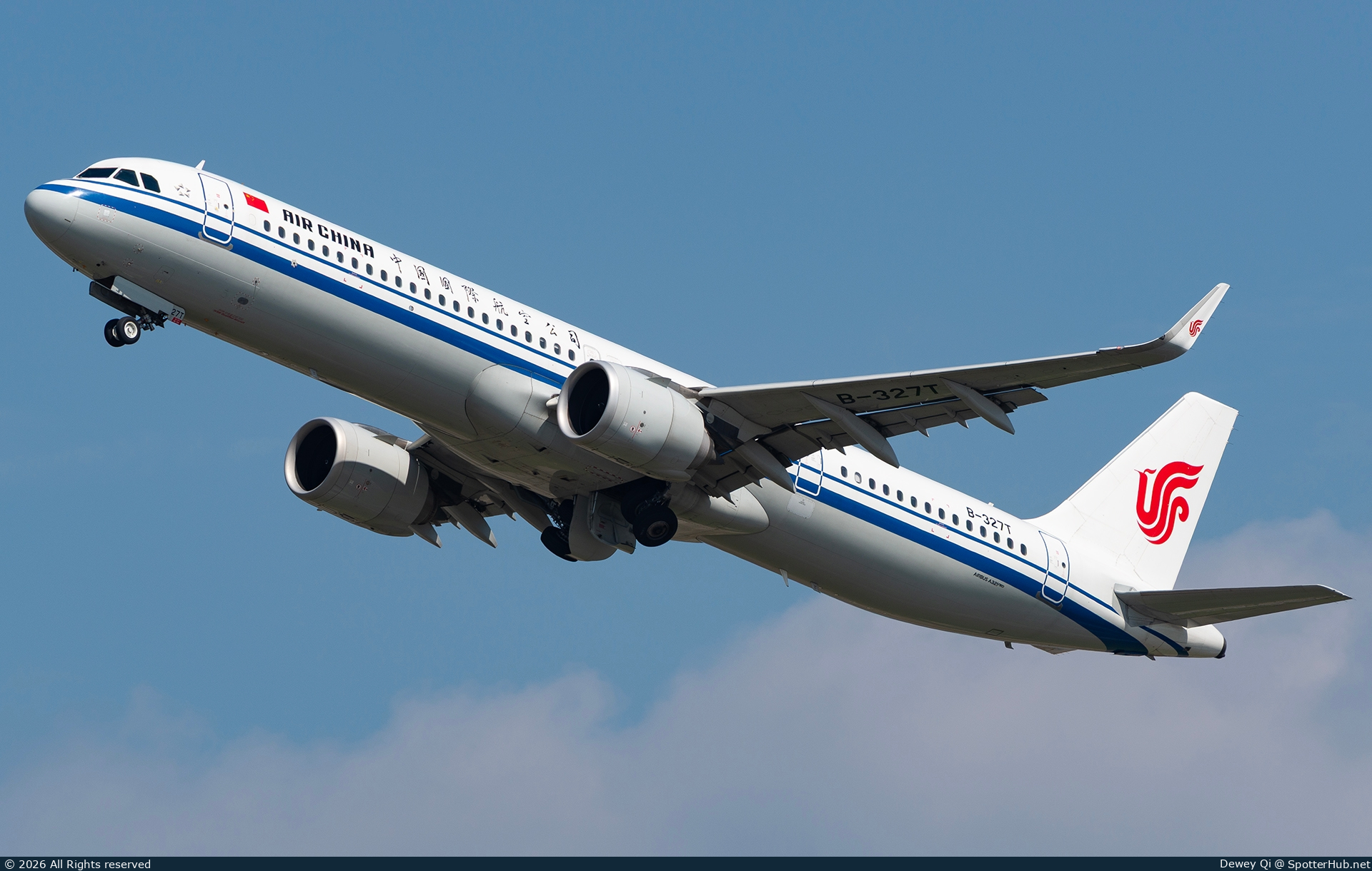 Photo of B-327T - Airbus A321-251NX operated by Air China