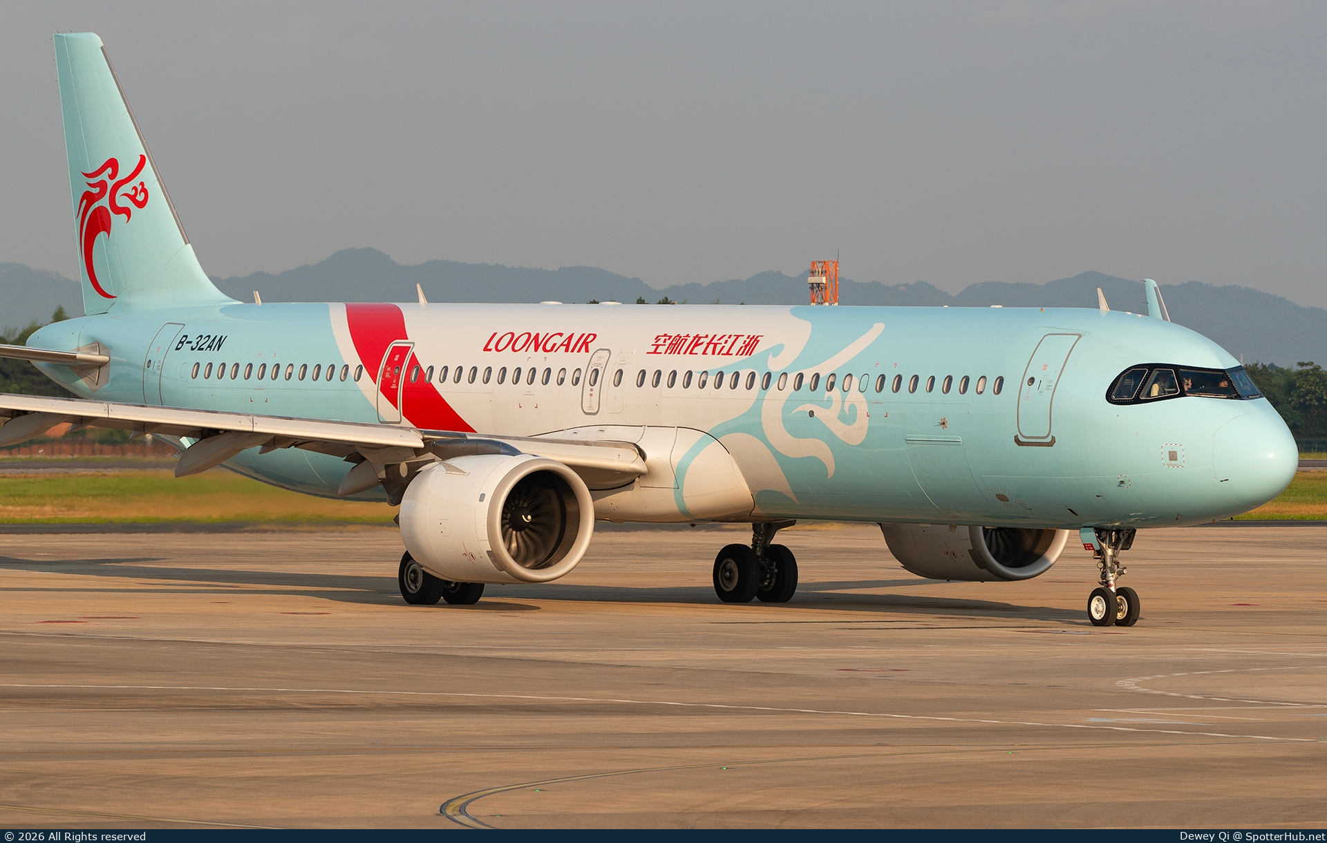 Photo of B-32AN - Airbus A321-251NX operated by Loong Air