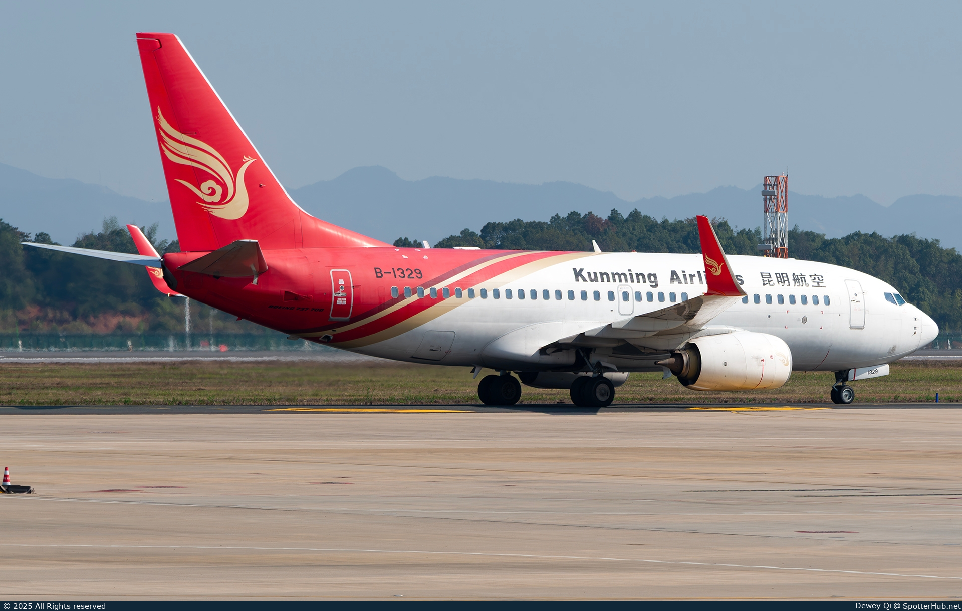 Photo of B-1329 - Boeing 737-7LY operated by Kunming Airlines