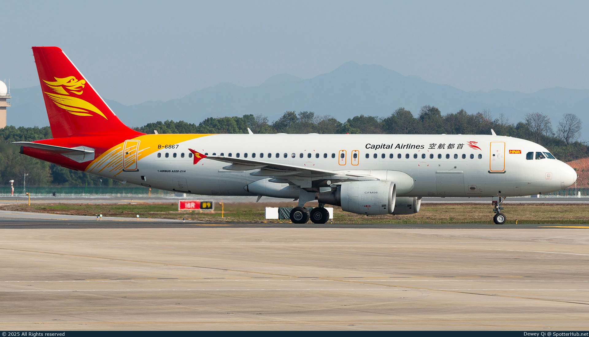 Photo of B-6867 - Airbus A320-214 operated by Capital Airlines
