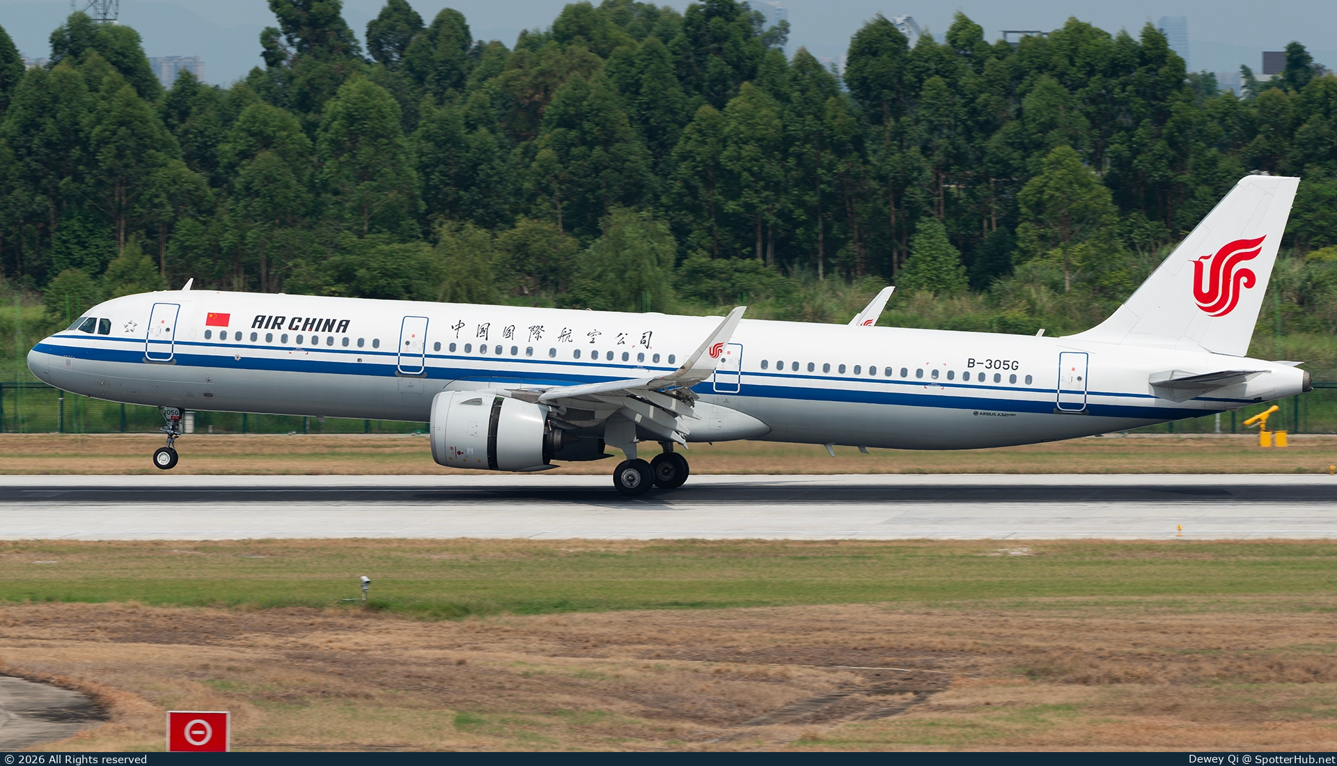 Photo of B-305G - Airbus A321-271N operated by Air China