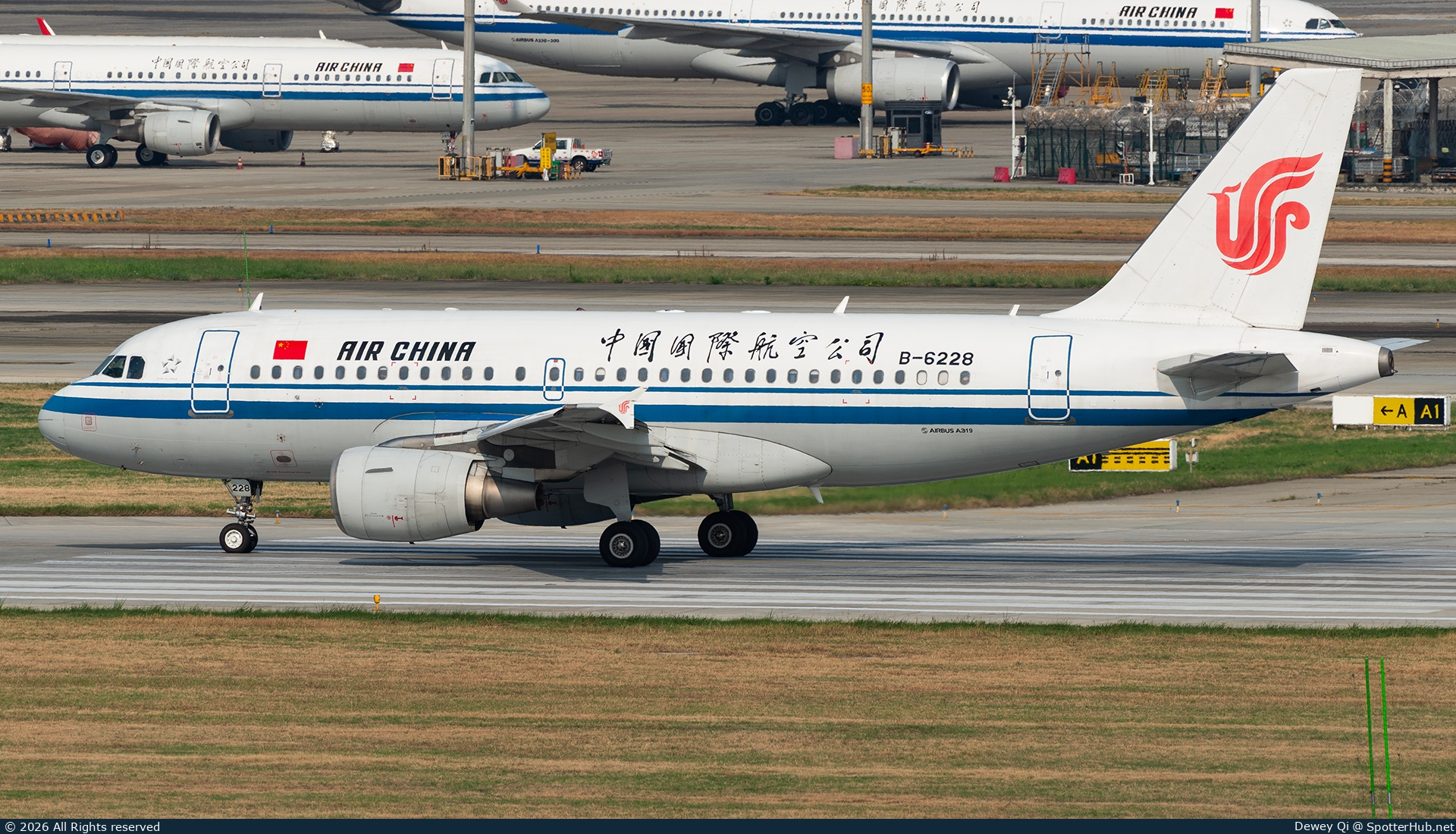 Photo of B-6228 - Airbus A319-115 operated by Air China