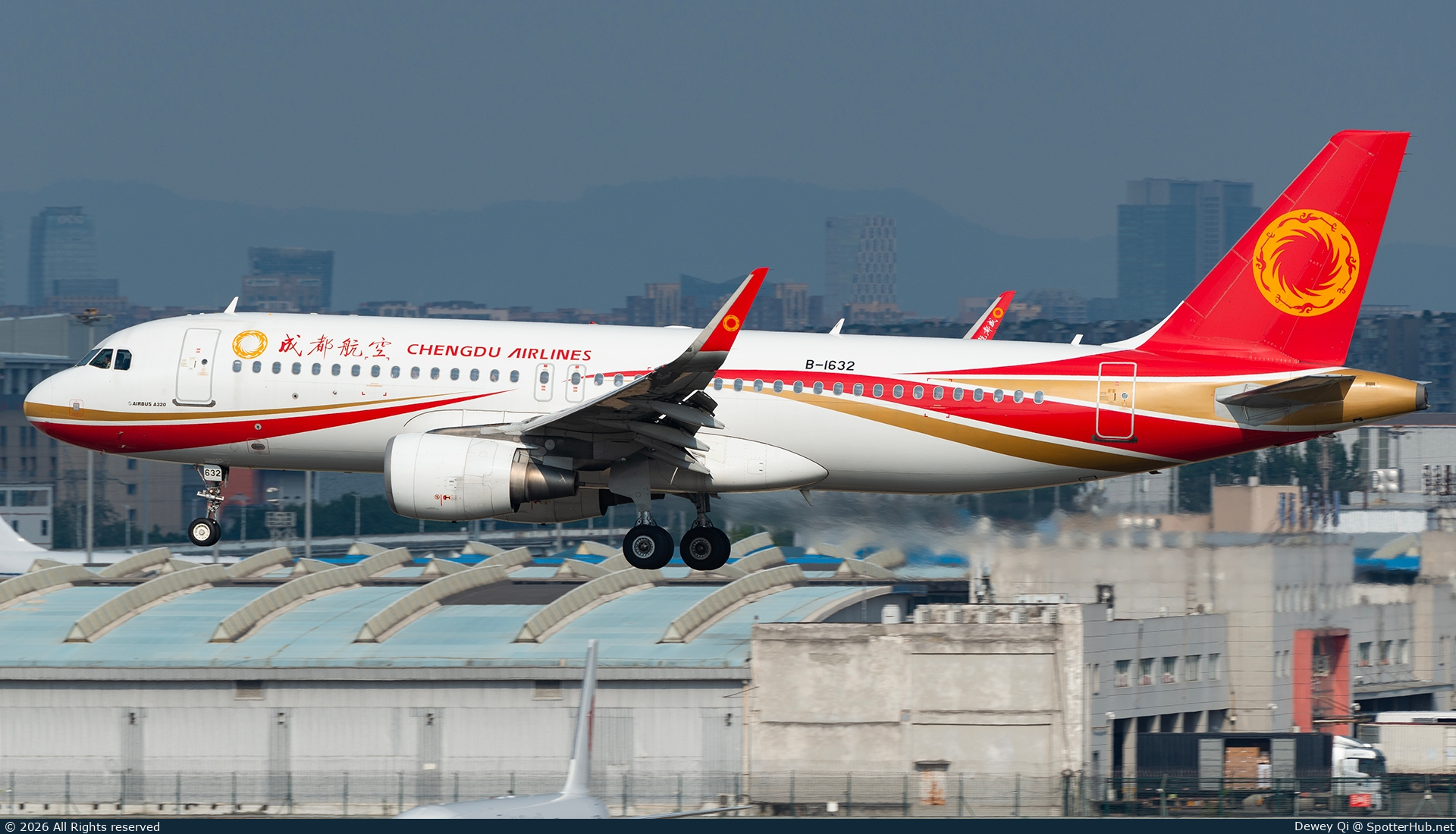 Photo of B-1632 - Airbus A320-214 operated by Chengdu Airlines