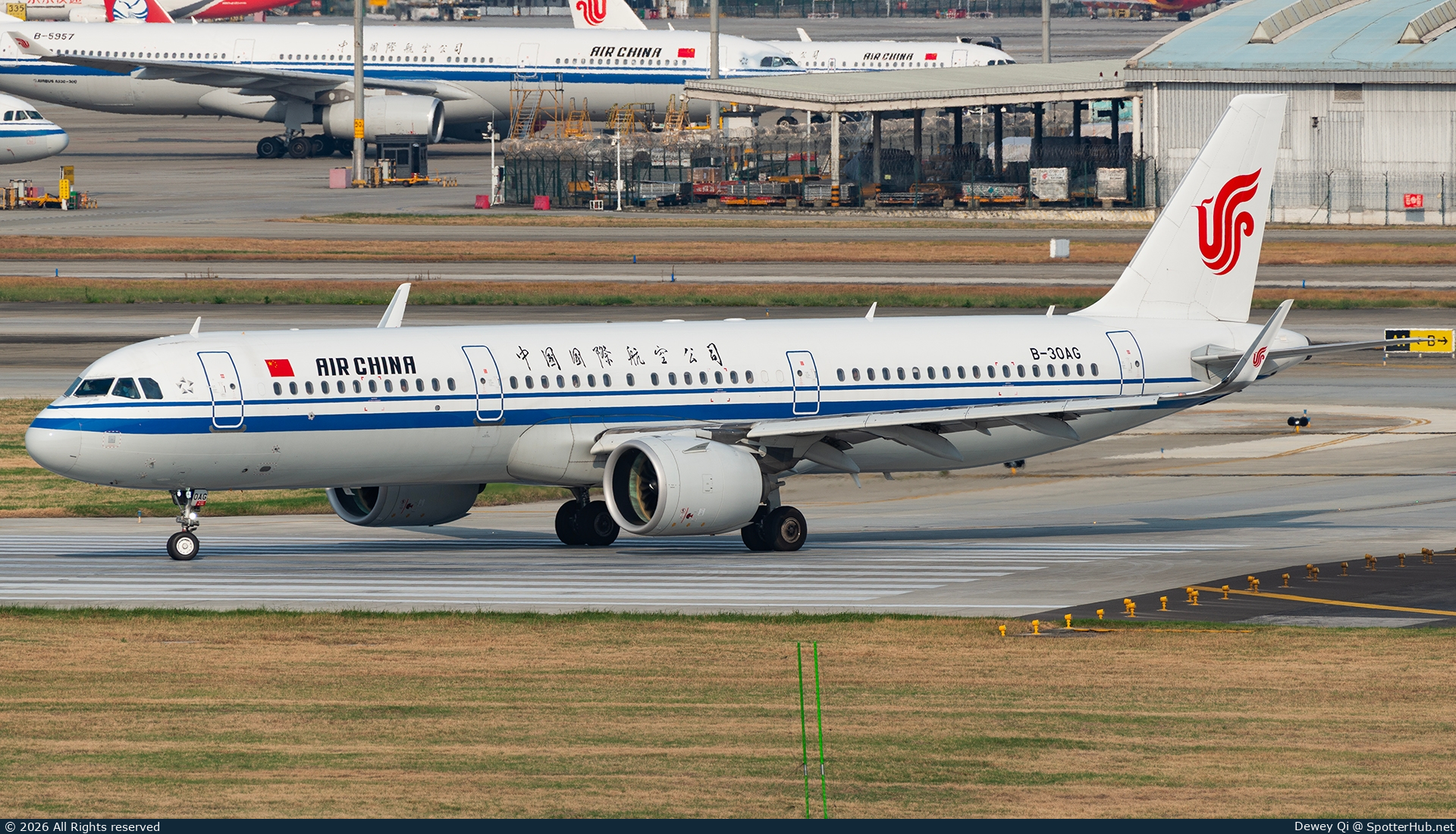Photo of B-30AG - Airbus A321-271N operated by Air China