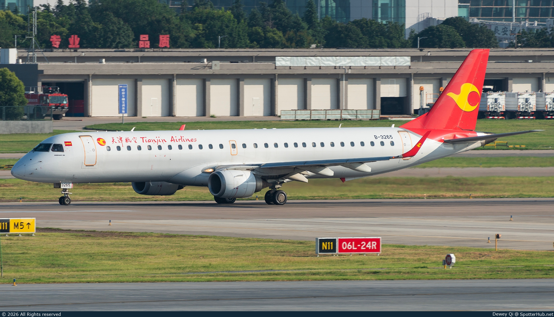 Photo of B-3265 - Embraer ERJ-195LR operated by Tianjin Airlines