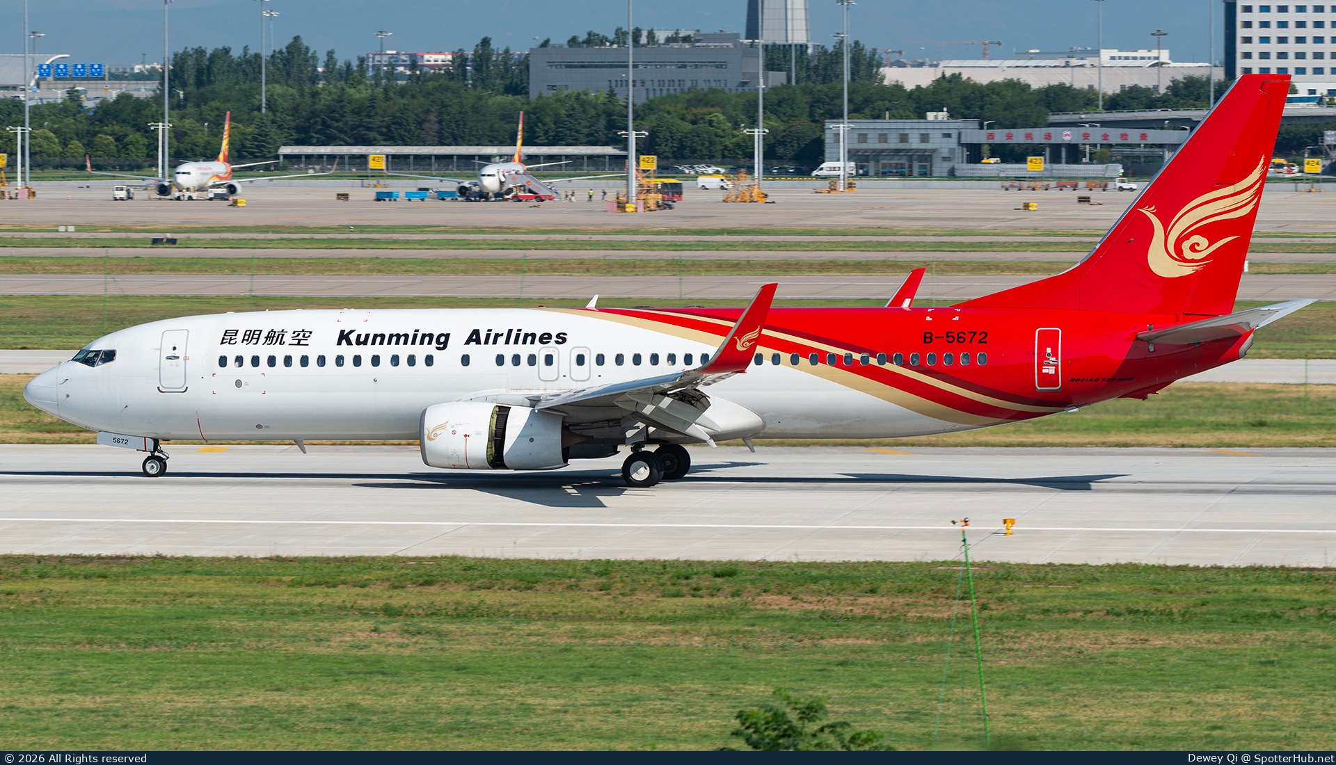 Photo of B-5672 - Boeing 737-87L operated by Kunming Airlines