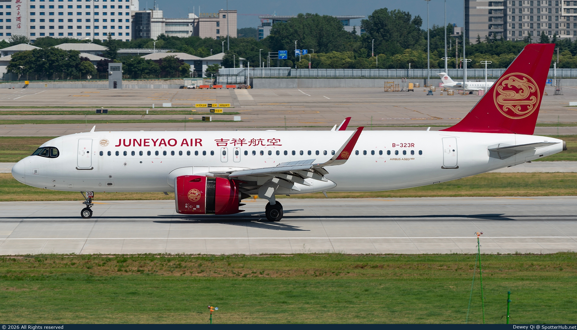 Photo of B-323R - Airbus A320-271N operated by Juneyao Air