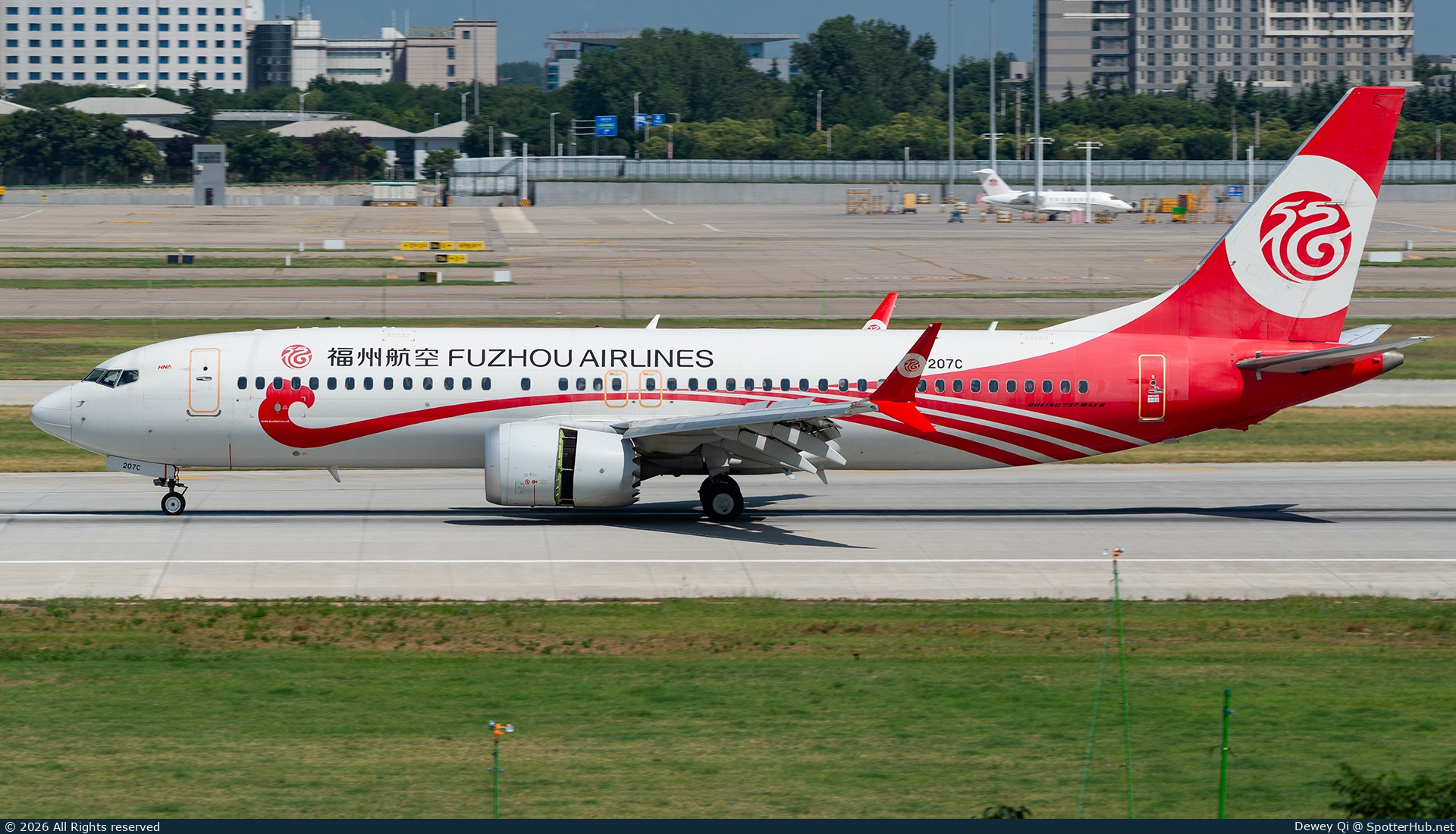 Photo of B-207C - Boeing 737 MAX 8 operated by Fuzhou Airlines