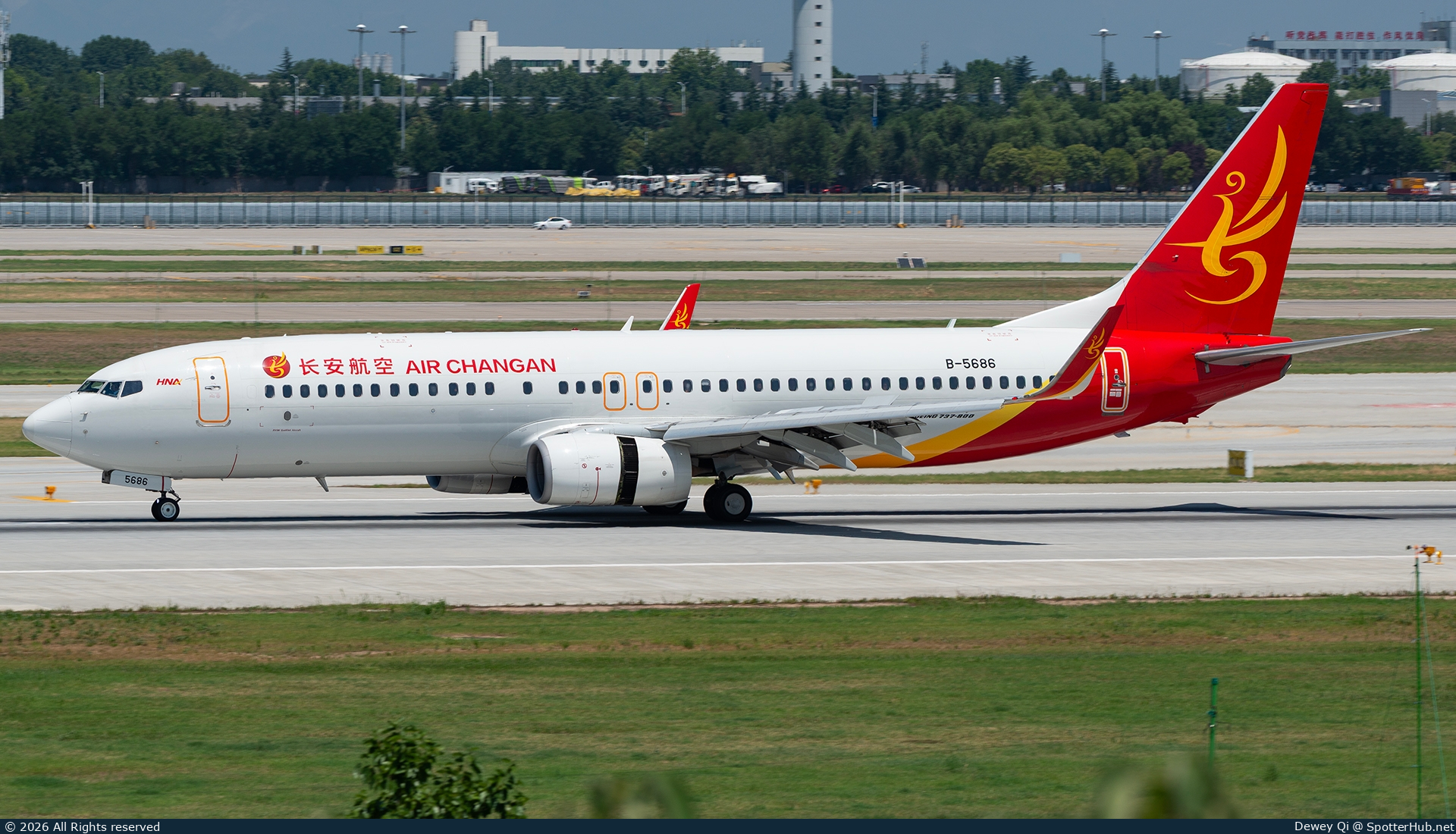 Photo of B-5686 - Boeing 737-84P operated by Air Changan