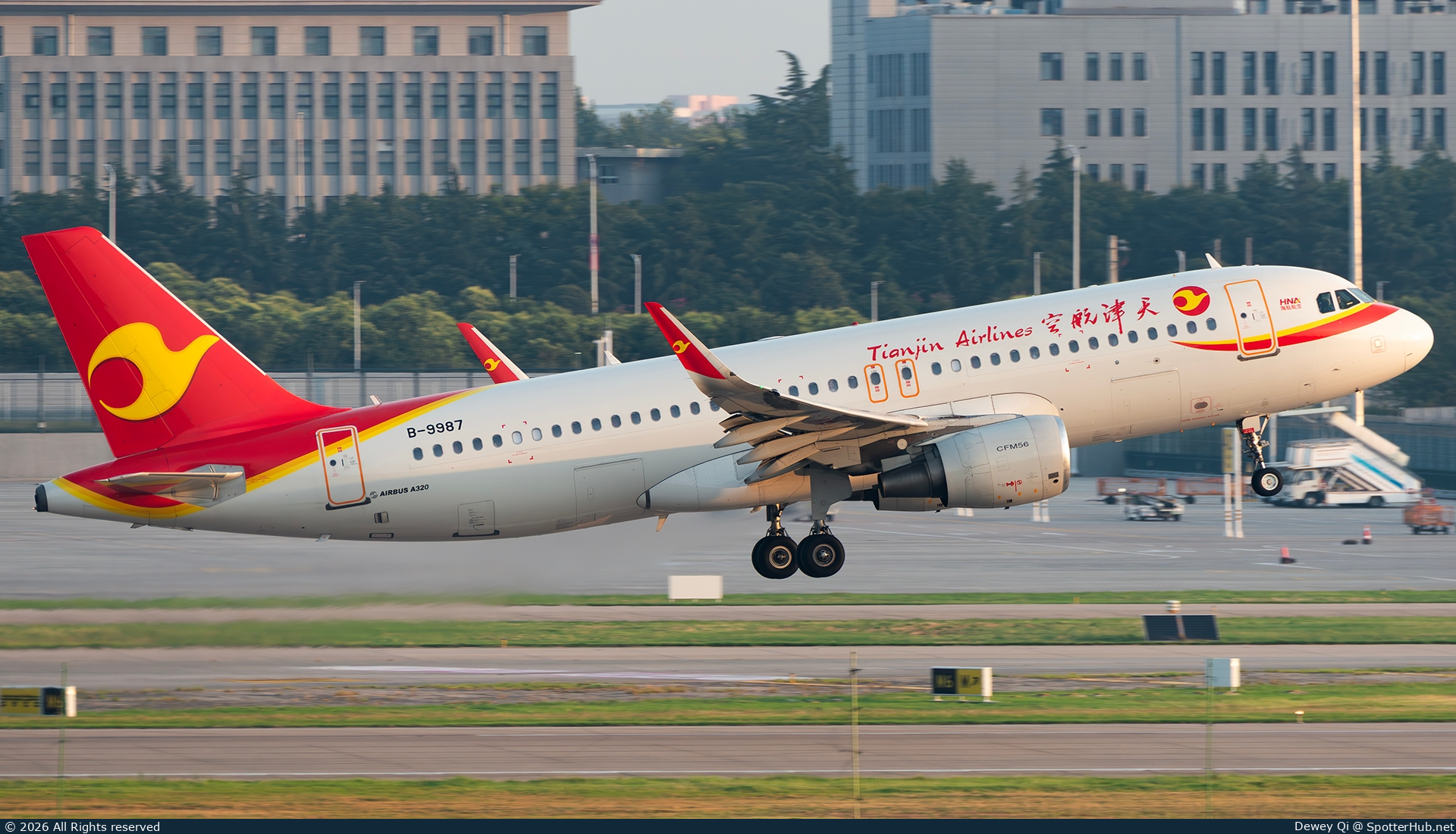 Photo of B-9987 - Airbus A320-214 operated by Tianjin Airlines