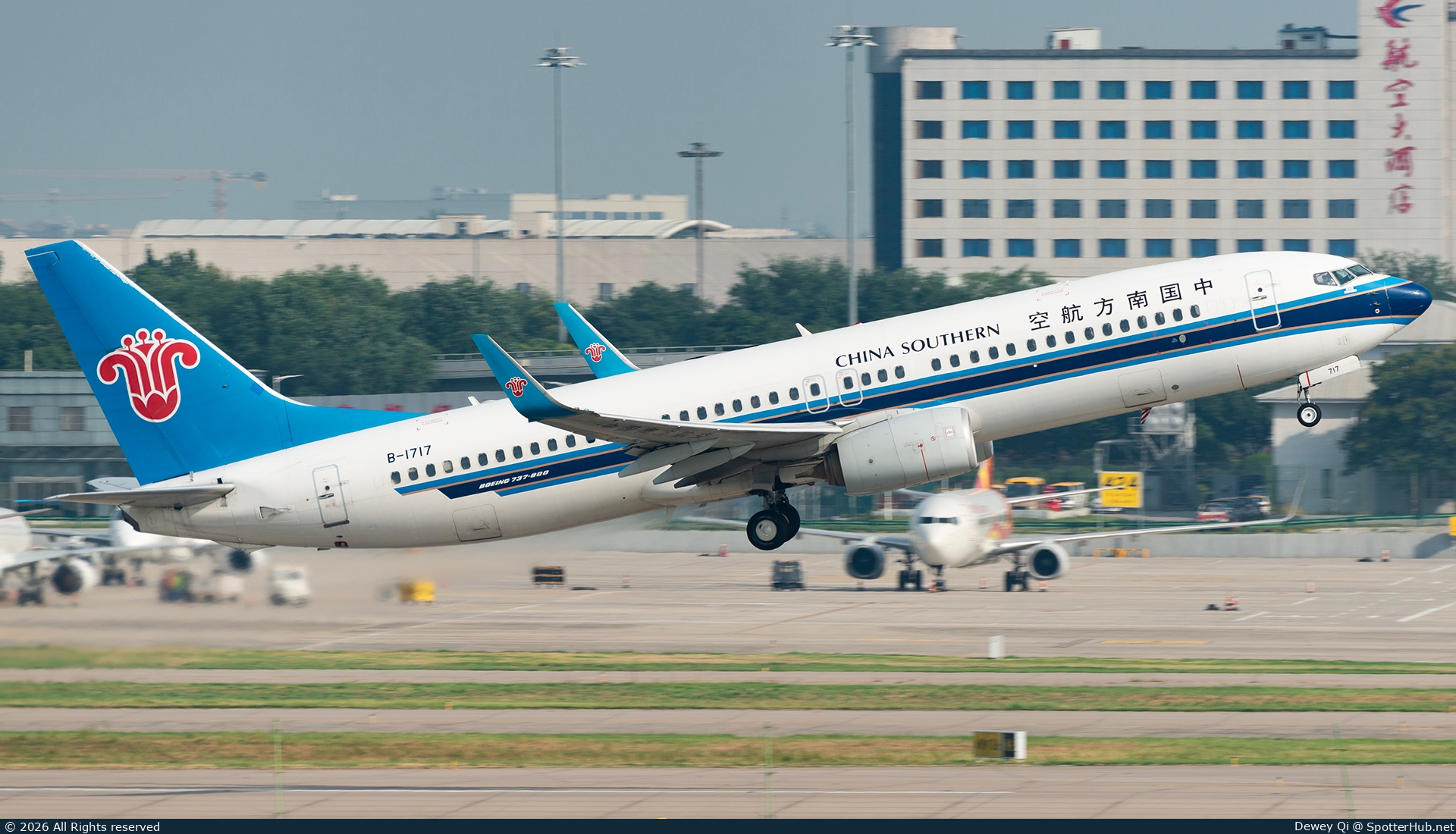 Photo of B-1717 - Boeing 737-81B operated by China Southern Airlines
