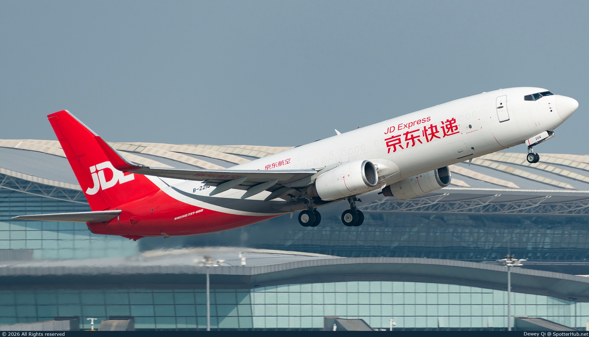 Photo of B-221Q - Boeing 737-86N(BCF) operated by JD Airlines