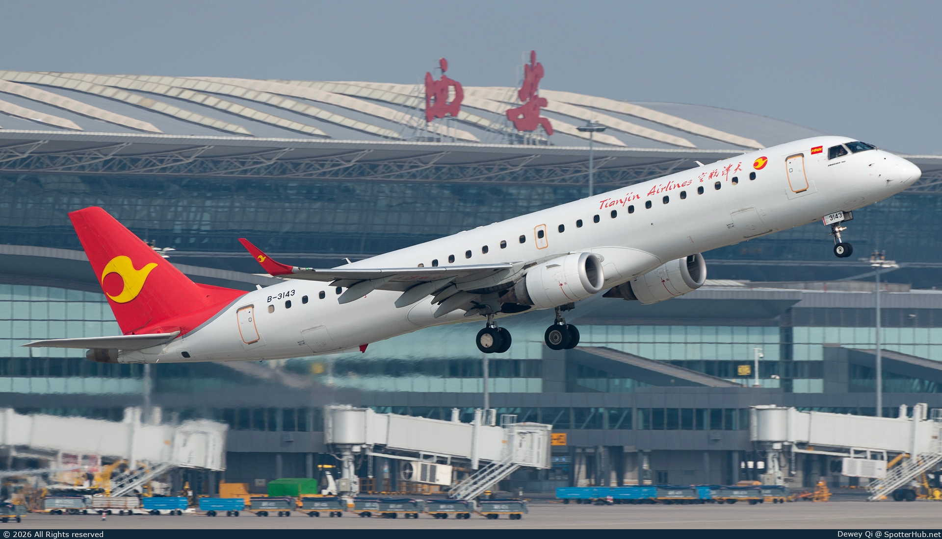 Photo of B-3143 - Embraer ERJ-195LR operated by Tianjin Airlines