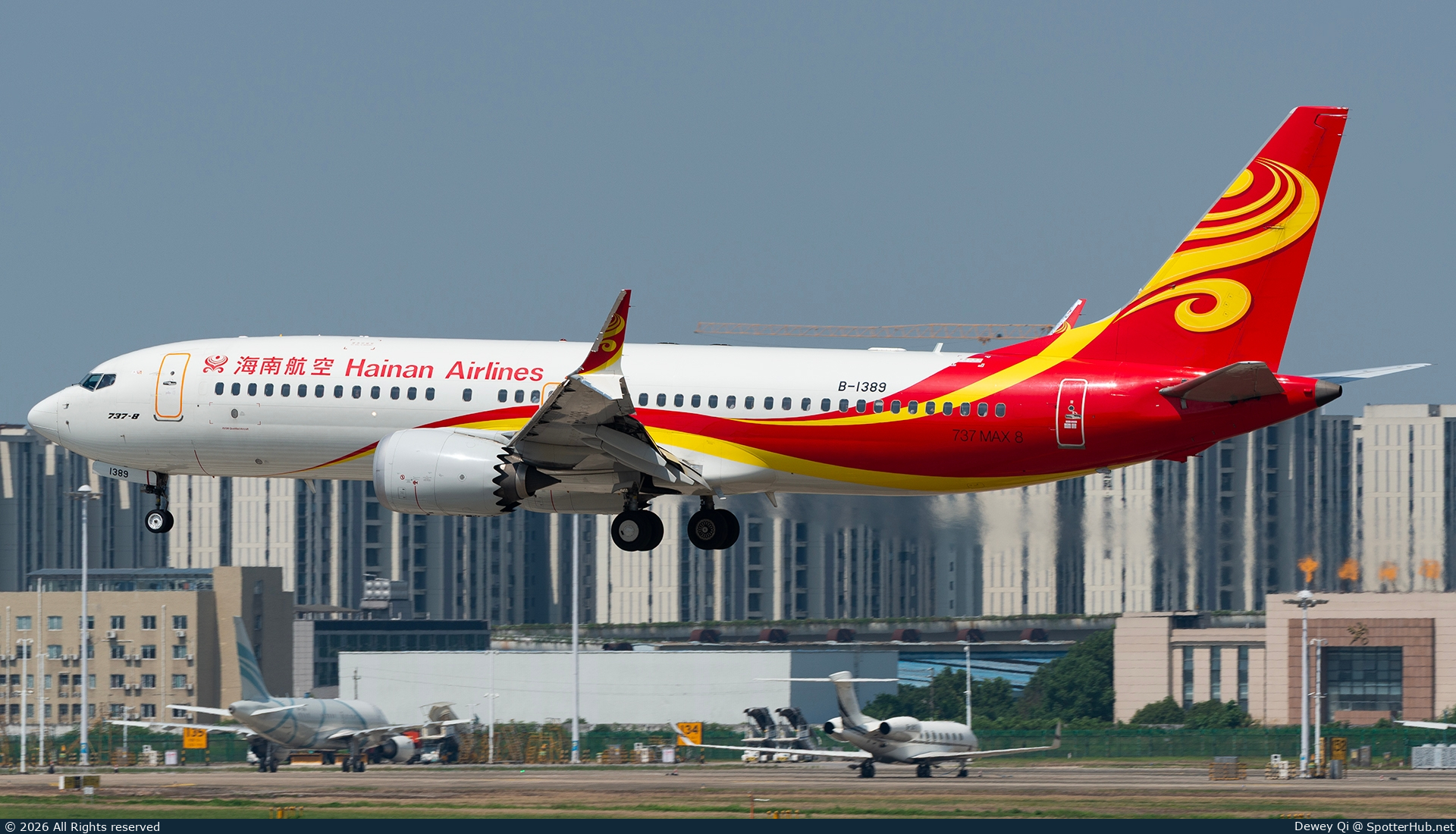 Photo of B-1389 - Boeing 737 MAX 8 operated by Hainan Airlines