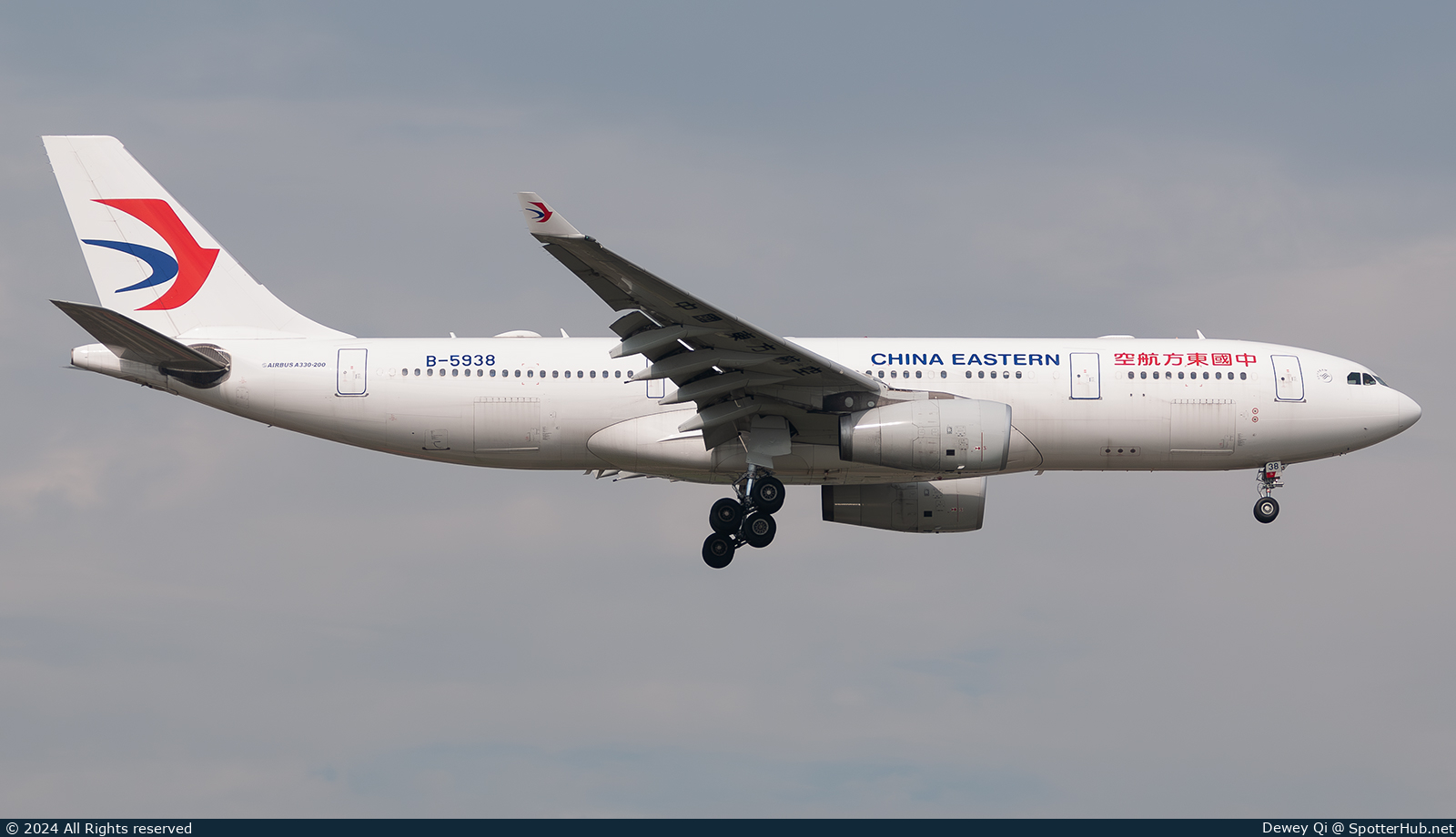 Photo of B-5938 - Airbus A330-243 operated by China Eastern Airlines